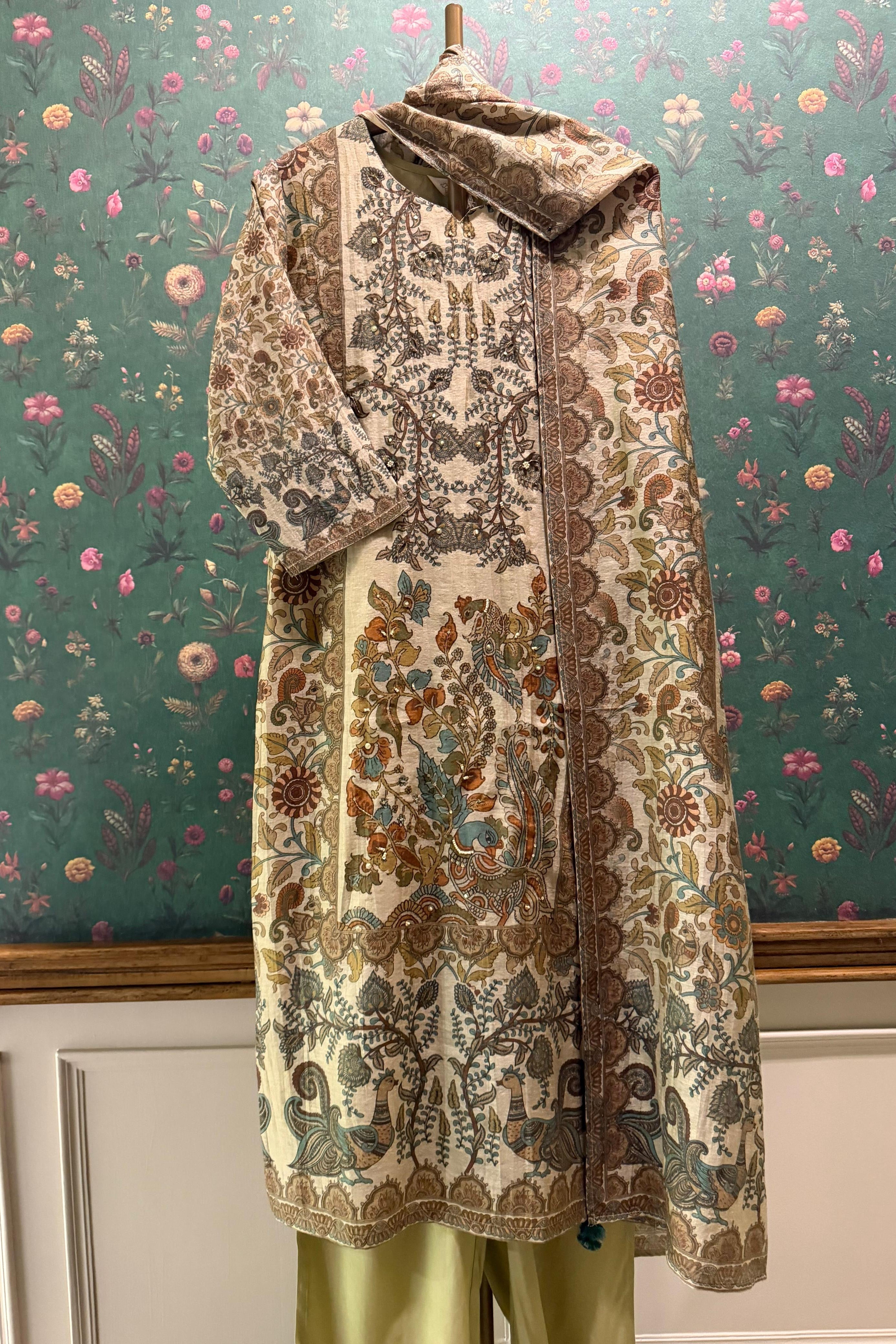 Gulistan Chanderi Suit Set | HER-656