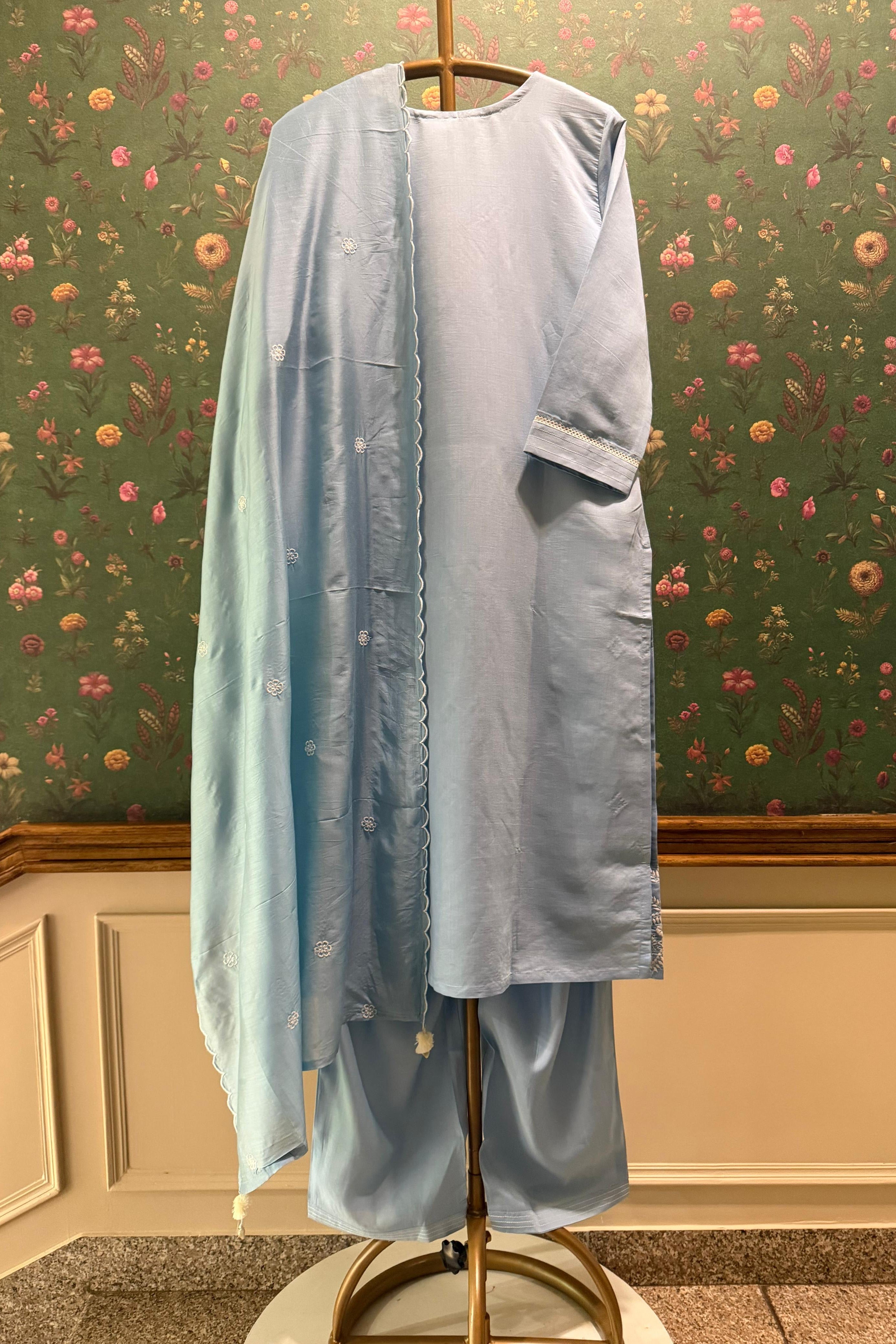 Neel Aabha Embroidered Suit Set | HER-653