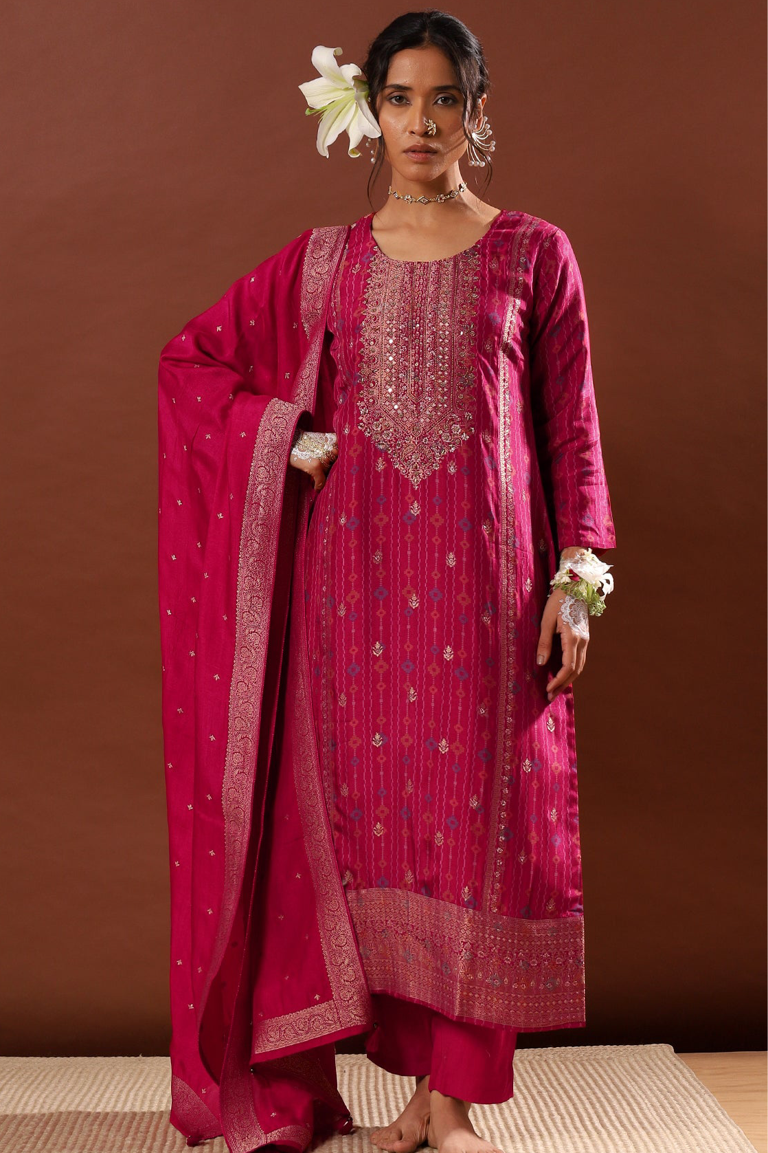 Gul Pink Dola Jacquard Suit Set | HER-484