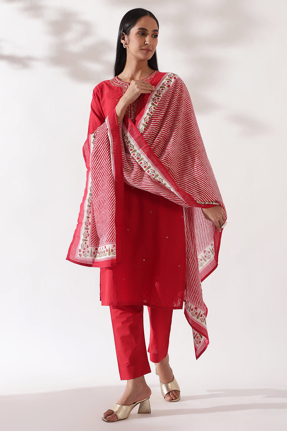 Red Cotton Suit Set, with Dori Work | HER-184