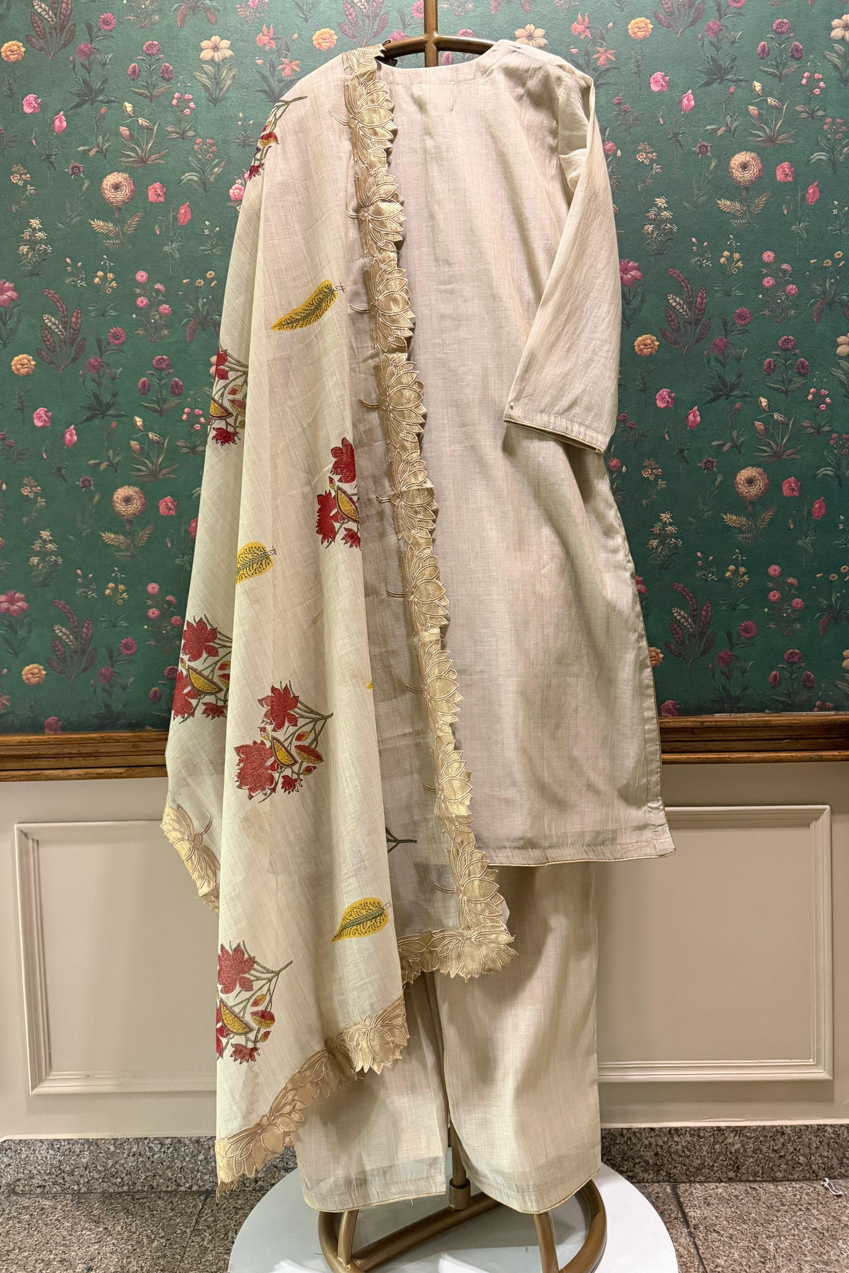 Warm Ivory Gulbahar Chanderi Suit Set | HER-609