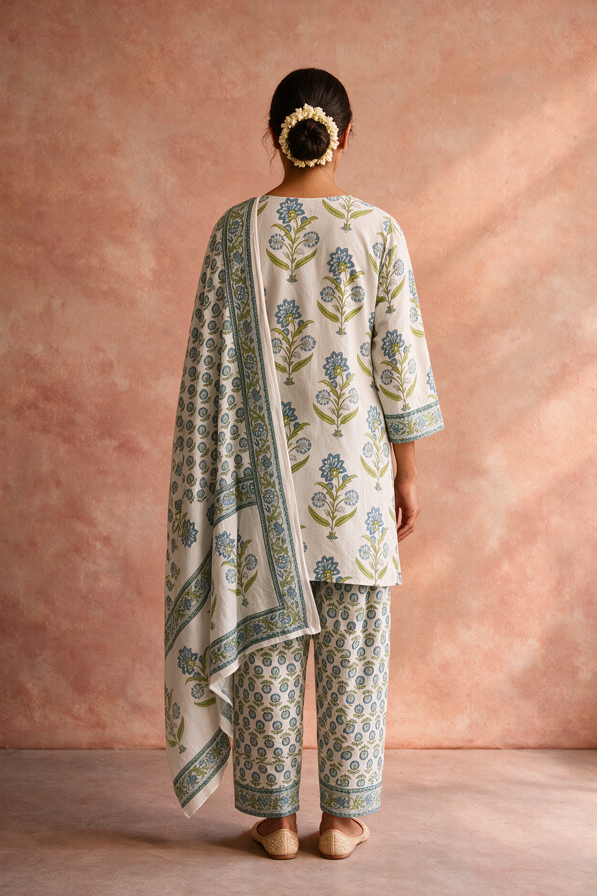 Blue Floral Cotton Printed Farshi Salwar Suit Set