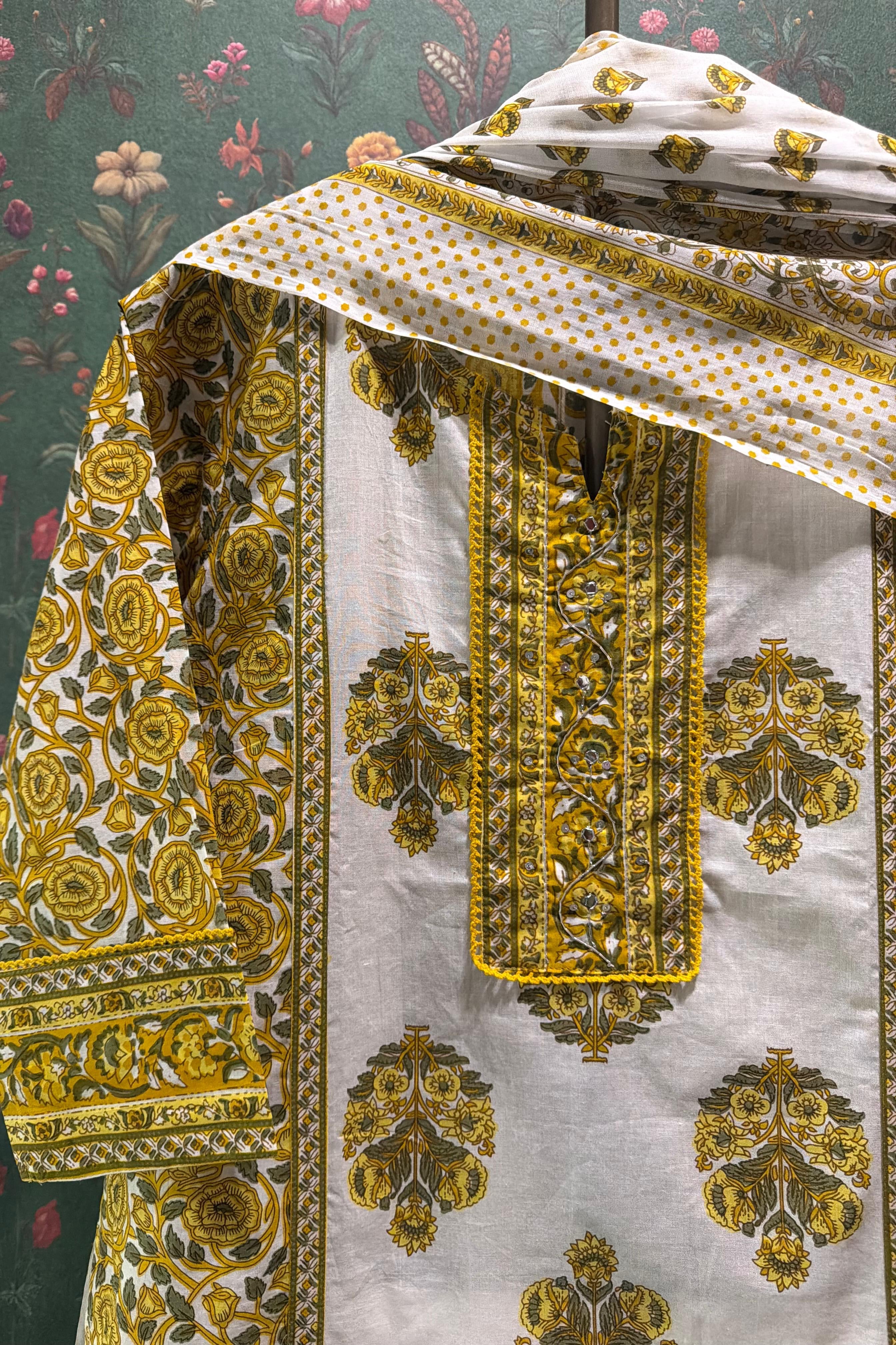 Sunehri Gulbagh Cotton Suit Set | HER-712