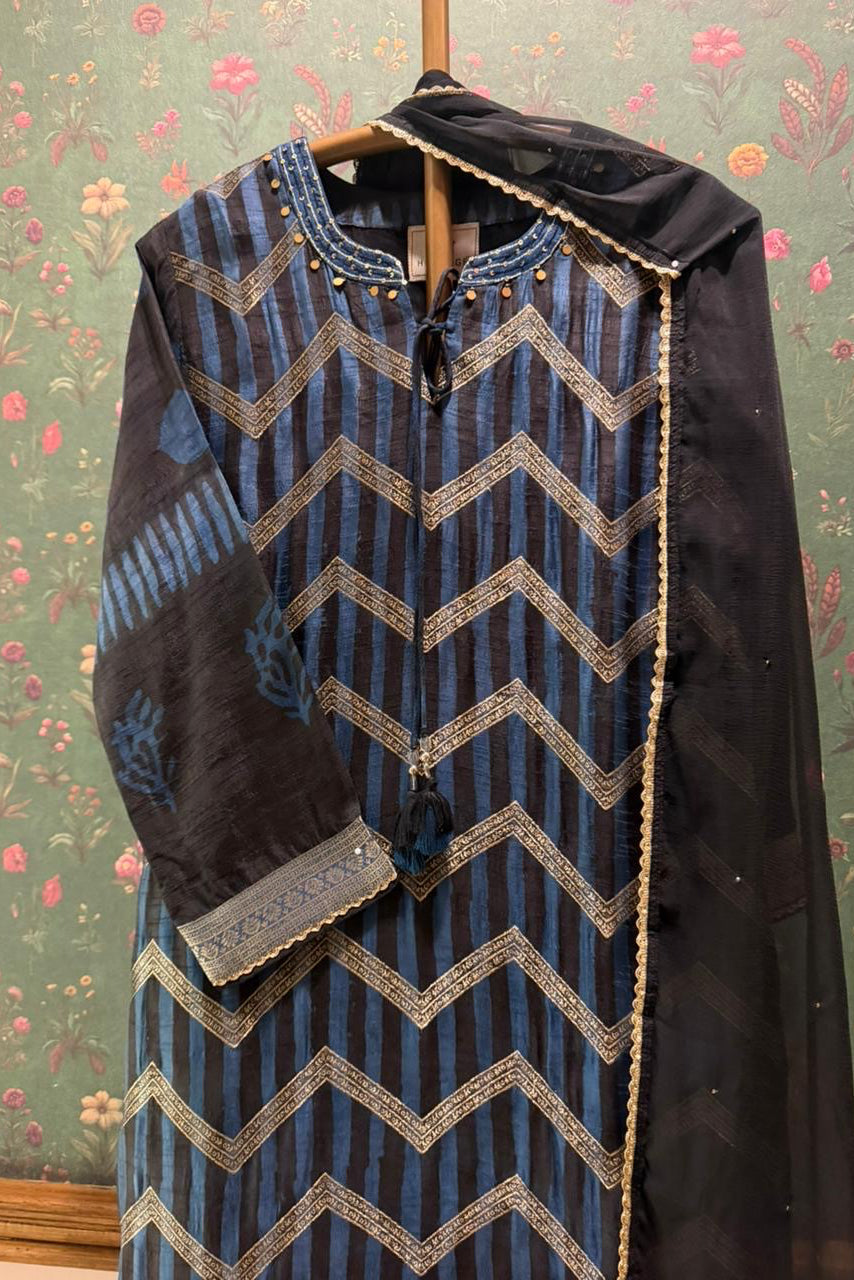 Blue Heritage Suit Set | HER-640