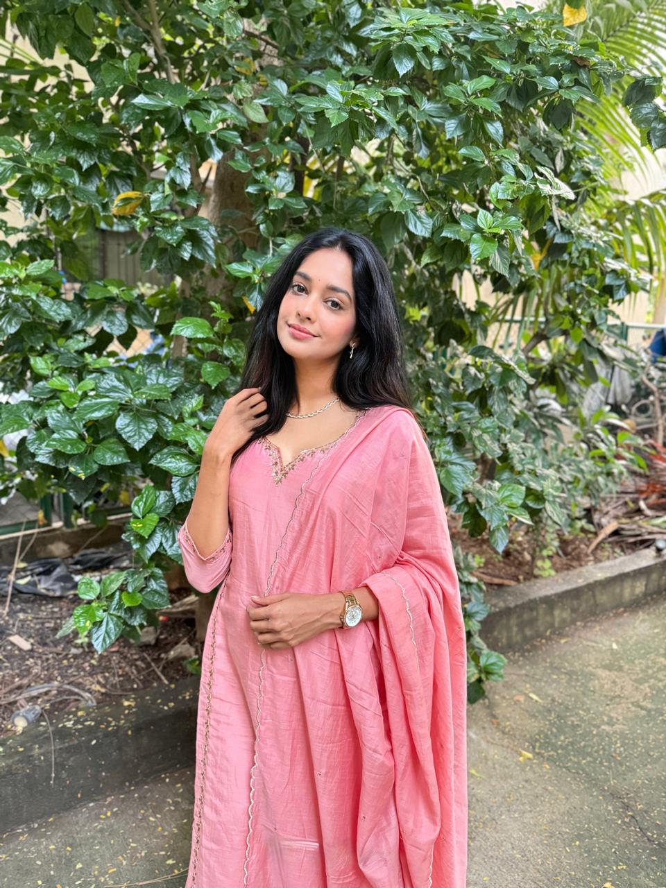 Khwabida Peach Mul Chanderi Suit Set | HER-542