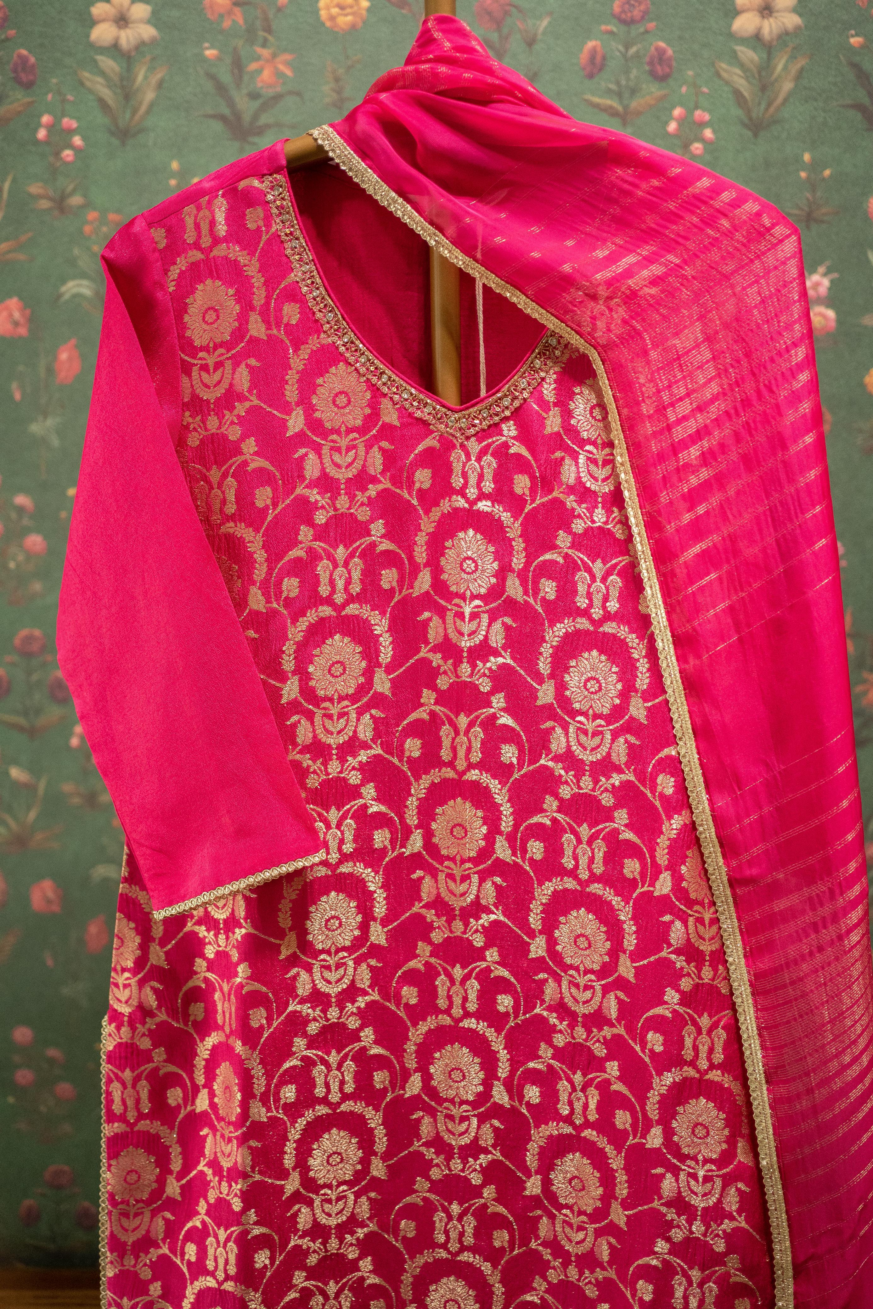 Rangrez Pink Banarasi Brocade Suit Set | HER-562 PINK