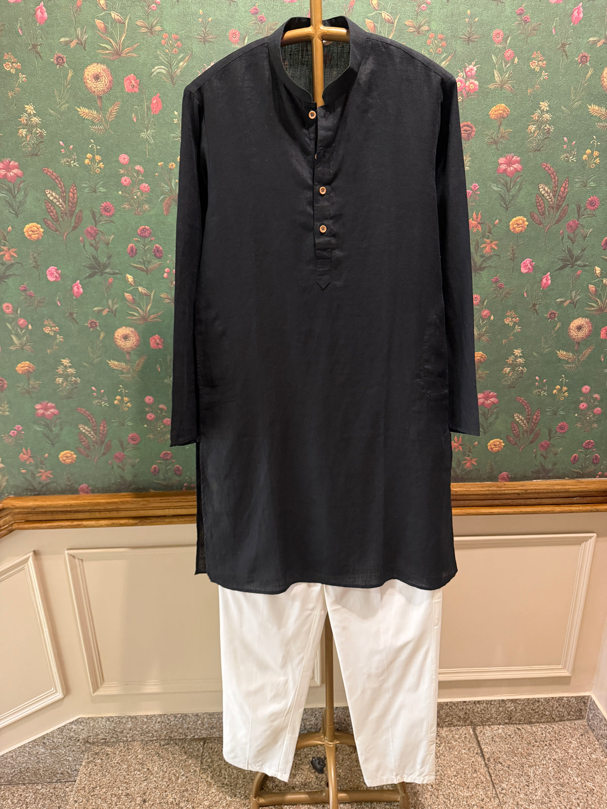 Men’s Pure Linen Kurta Pajama Set – Black