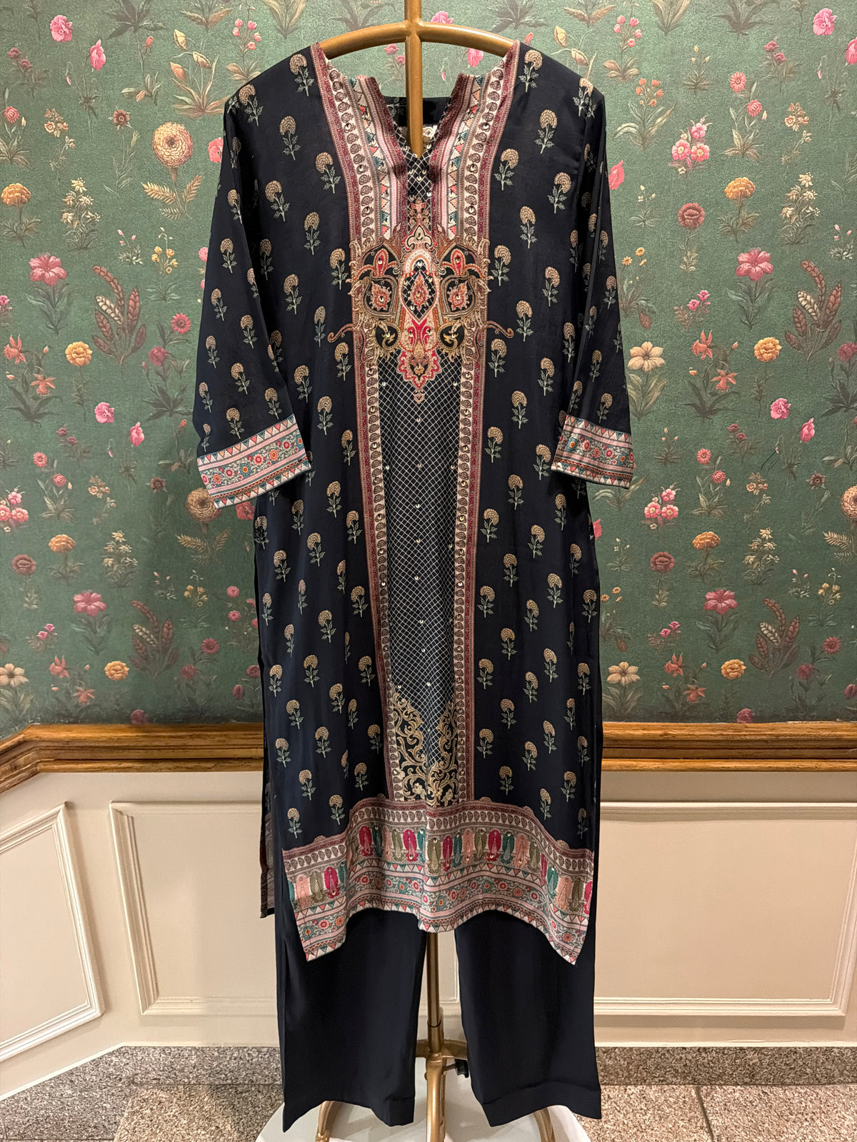 Black Printed Muslin Printed Suit Set