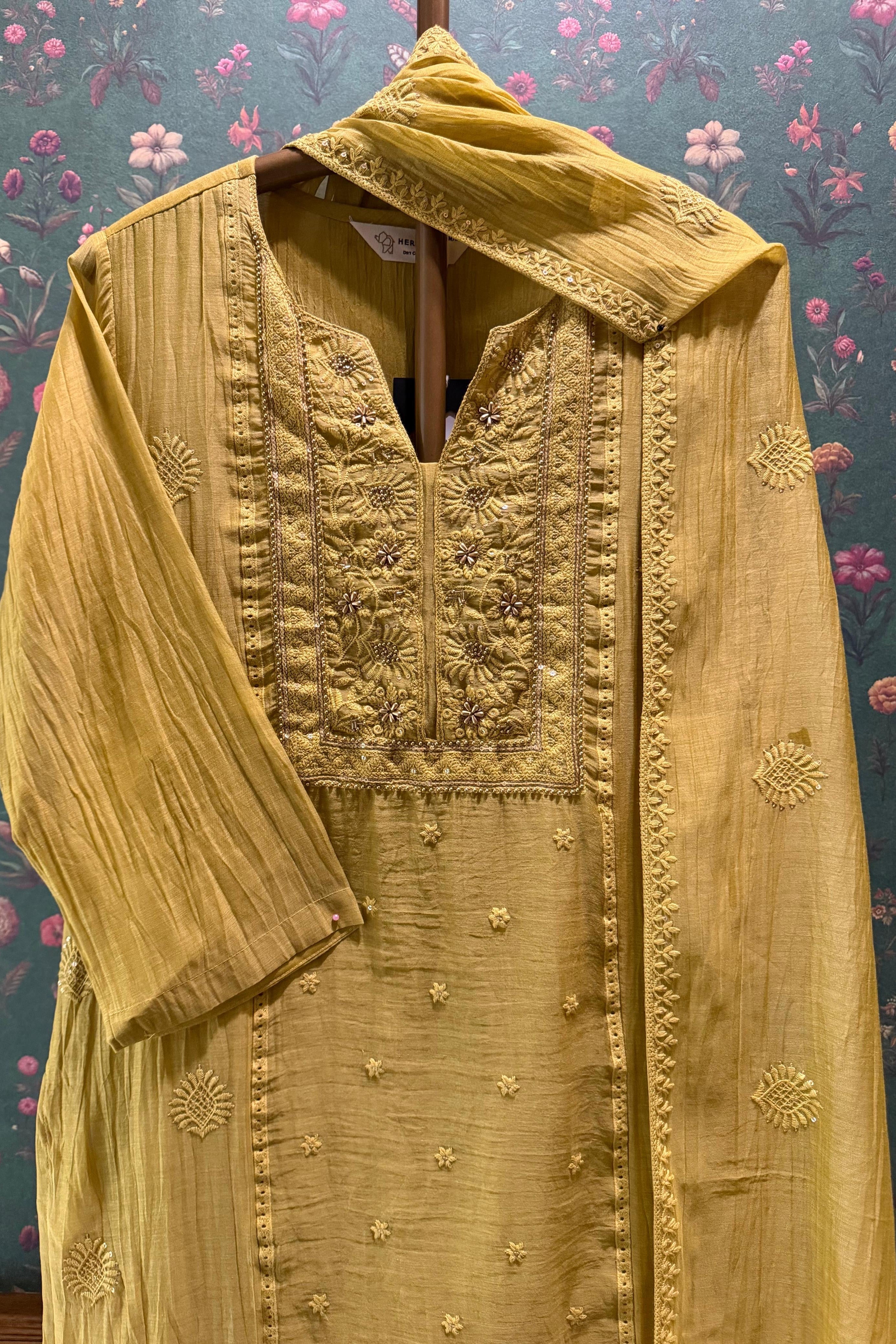 Haldi Noor Chikankari Suit Set | HER-620