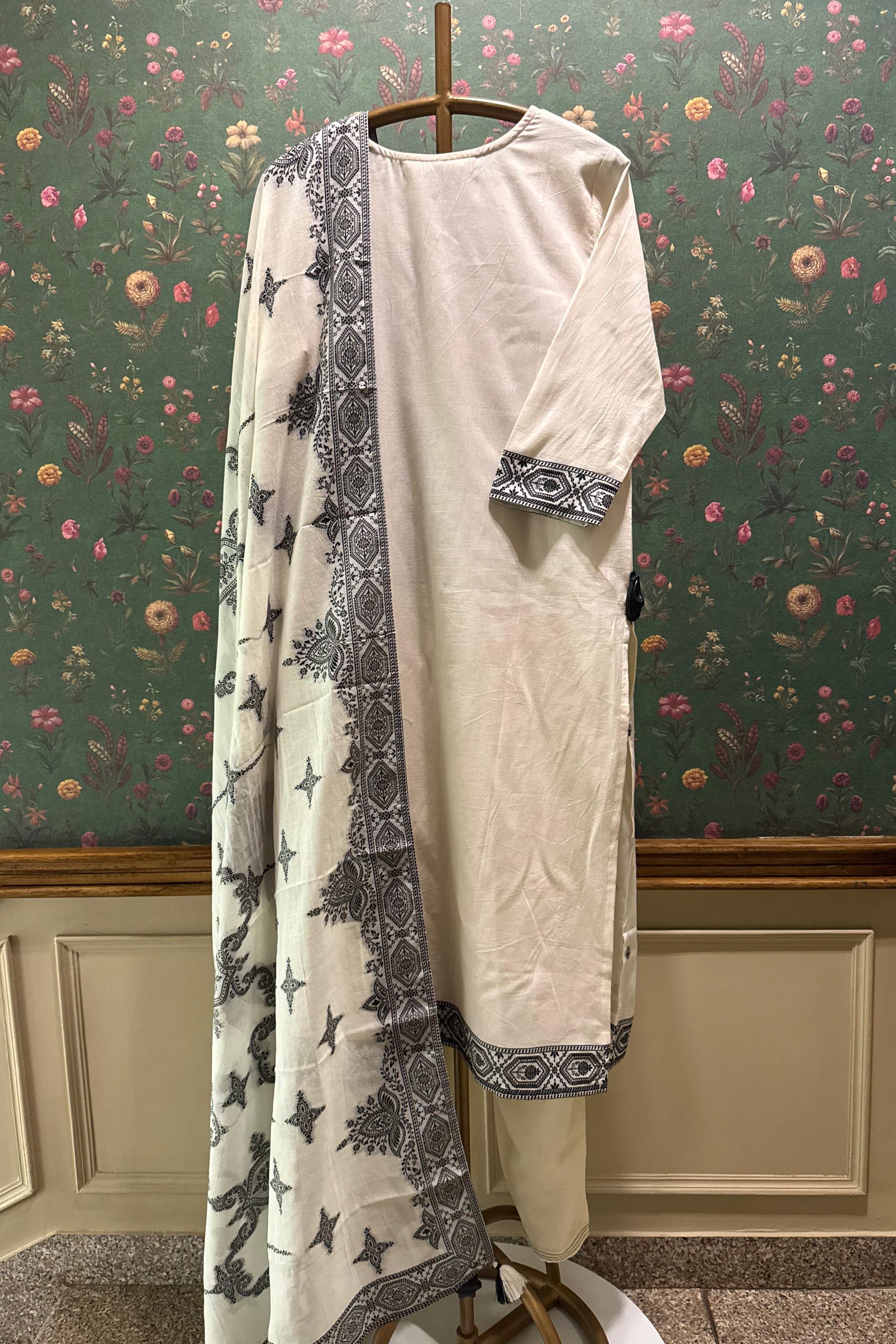 Adaah Cotton Suit Set | HER-547