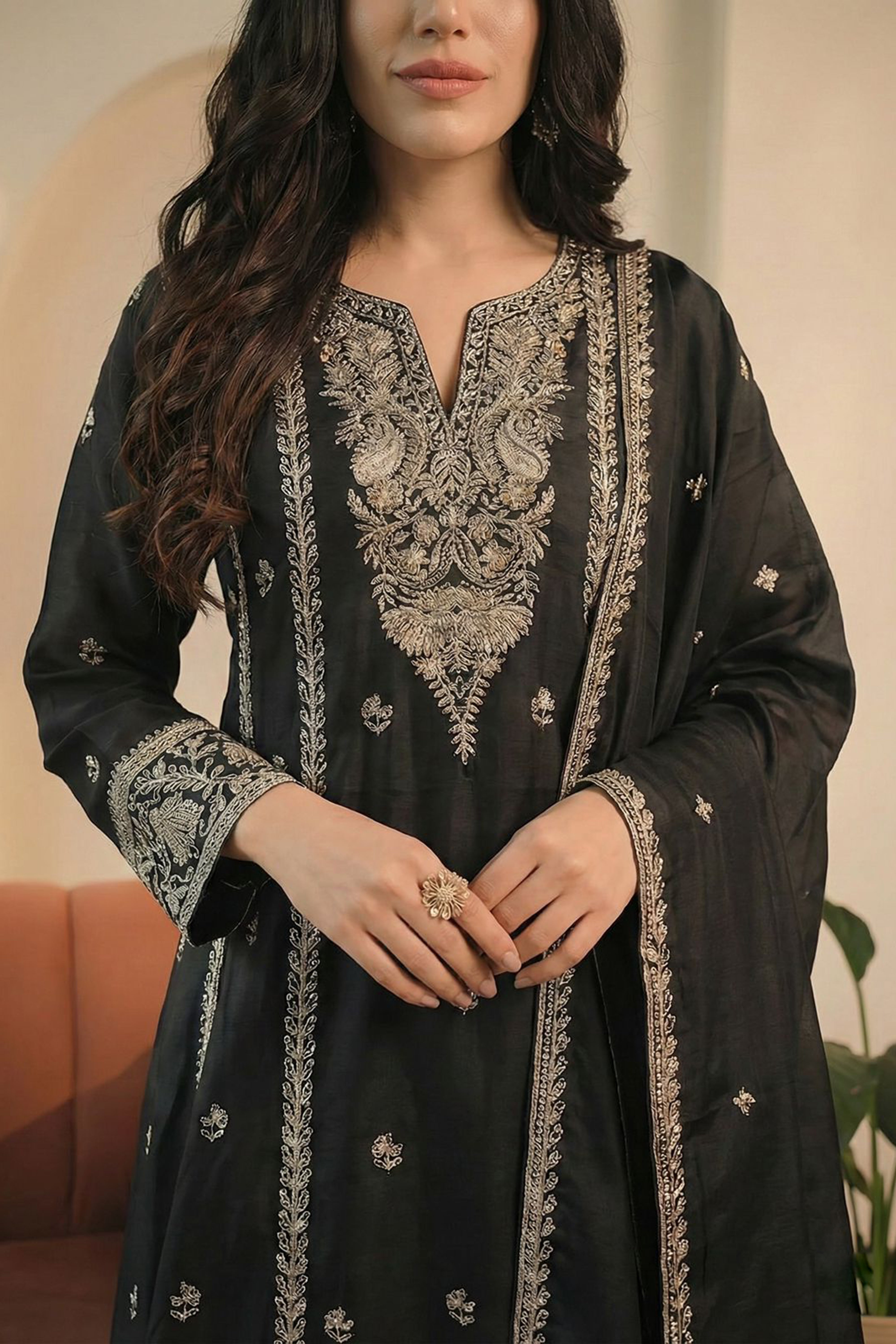 Black Handcrafted Embroidered Suit Set | HER-564