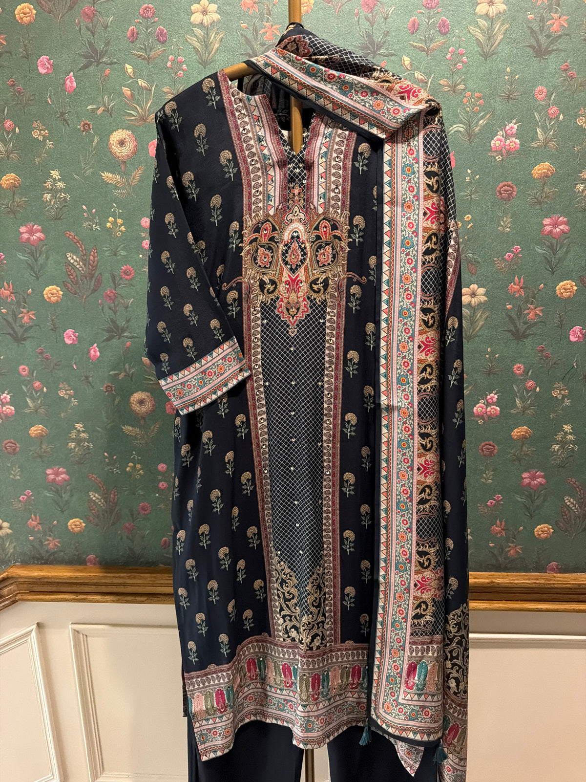 Black Printed Muslin Printed Suit Set