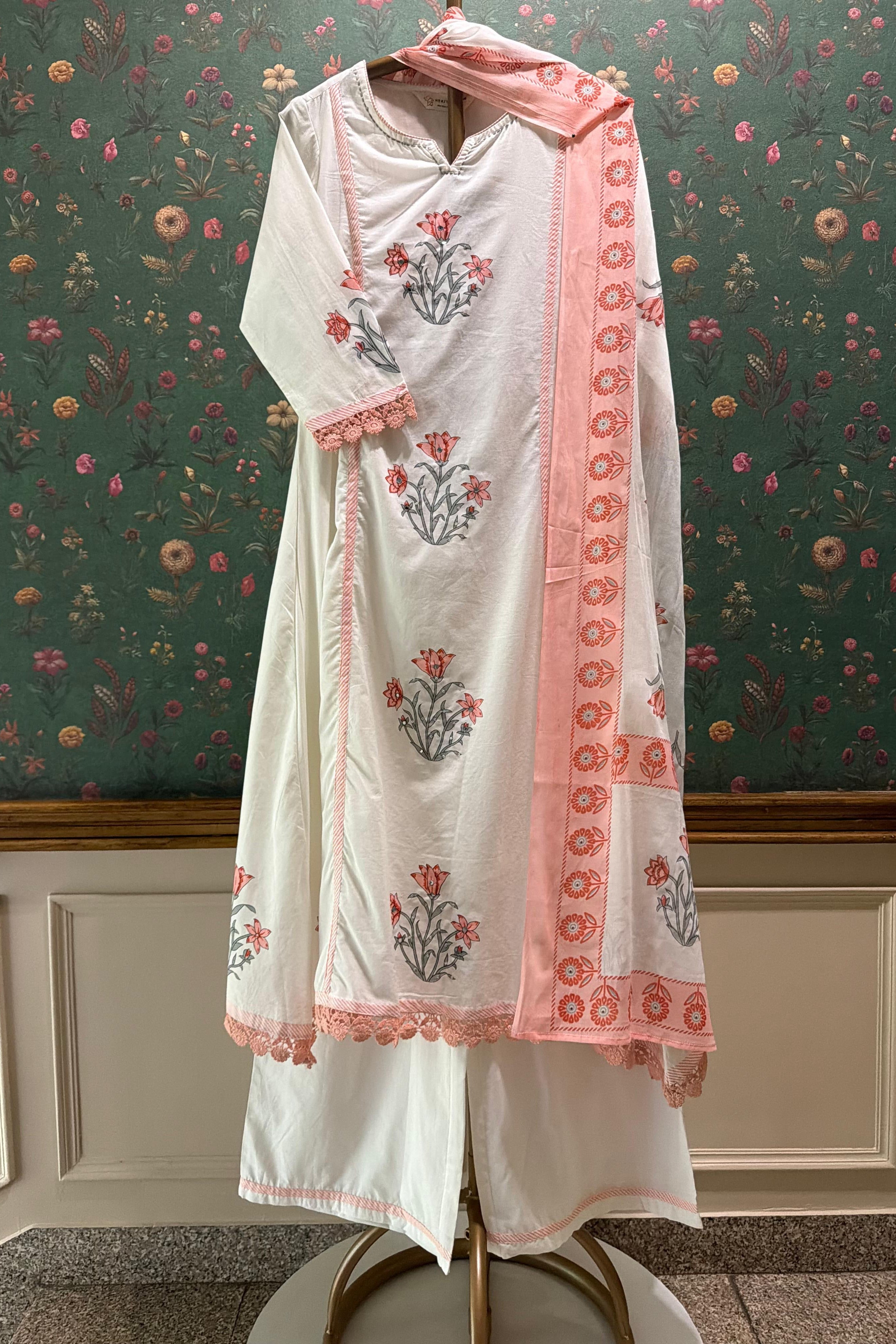 Peach and Ivory A-Line Suit Set | HER-761