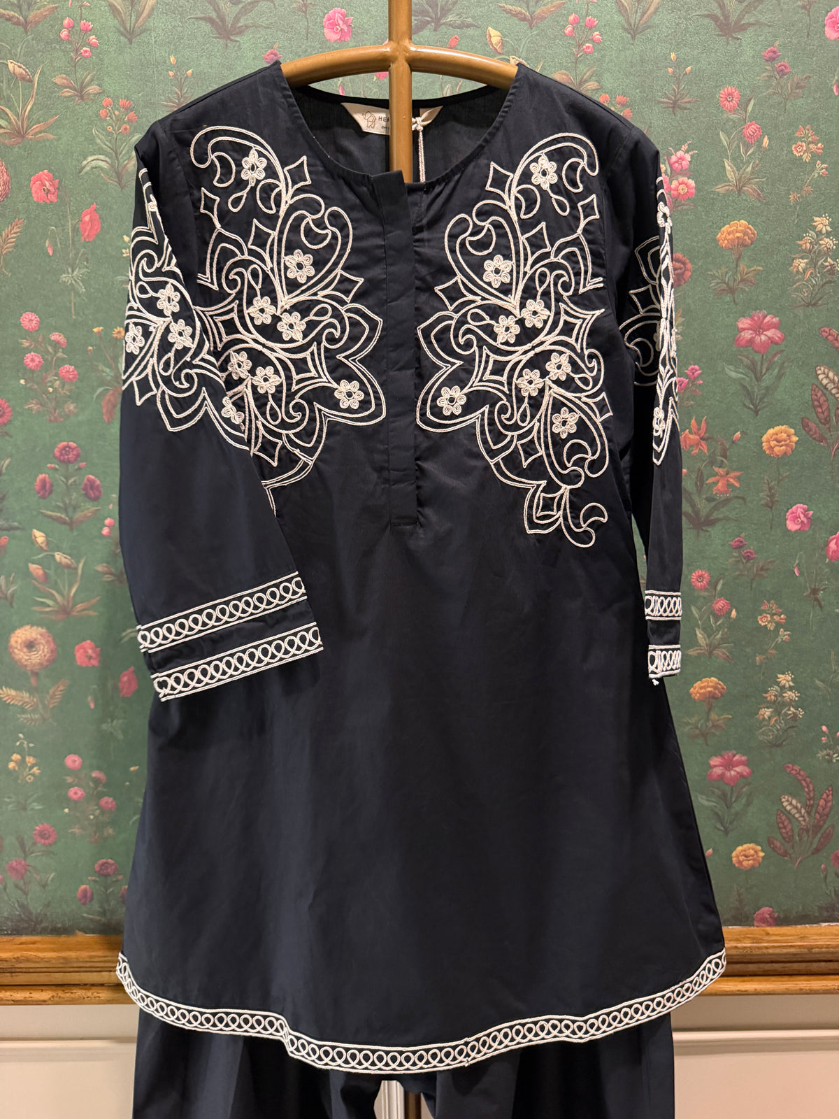 Black Floral Embroidered Kurta Set
