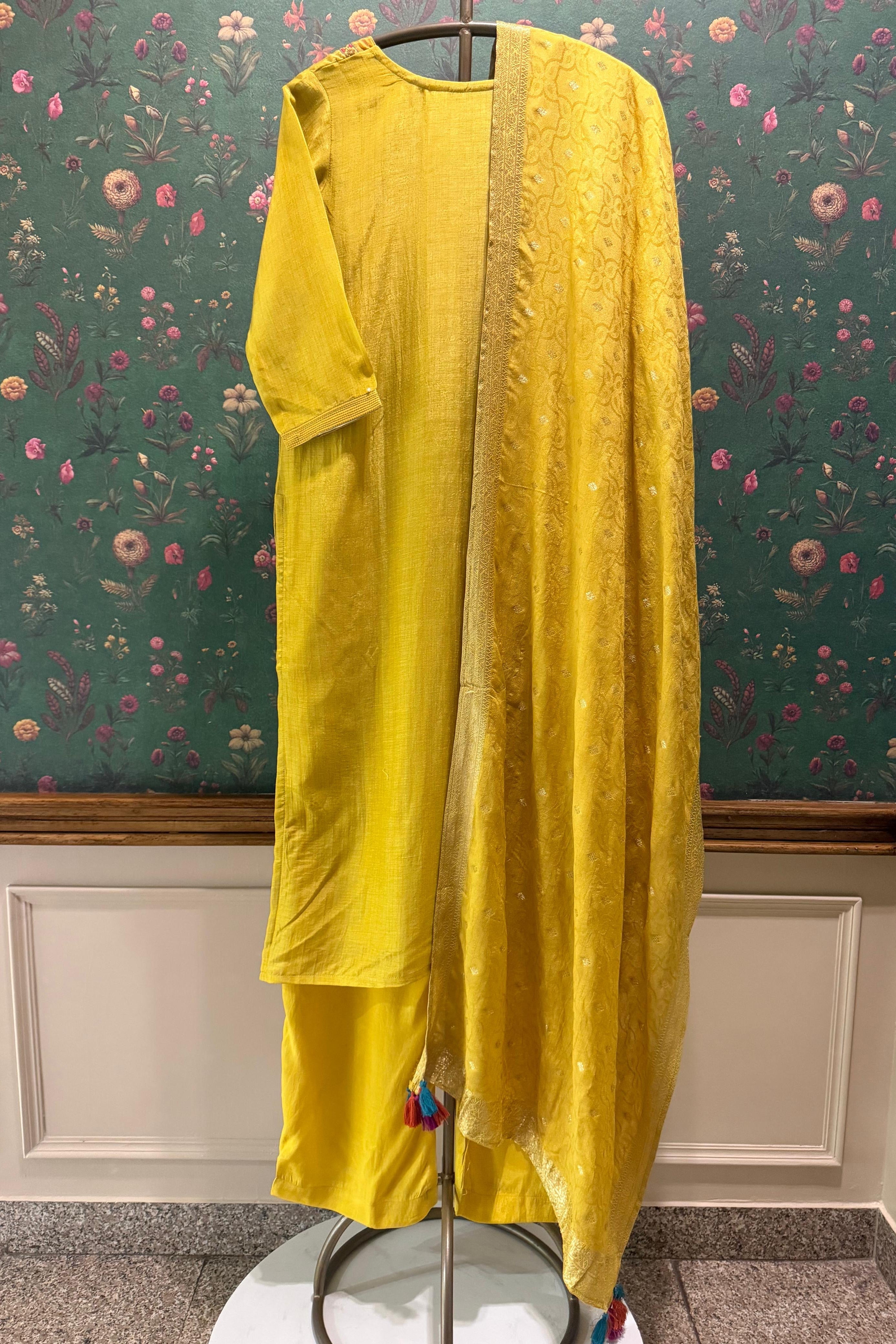 Veda Weaved Suit Set | HER-649