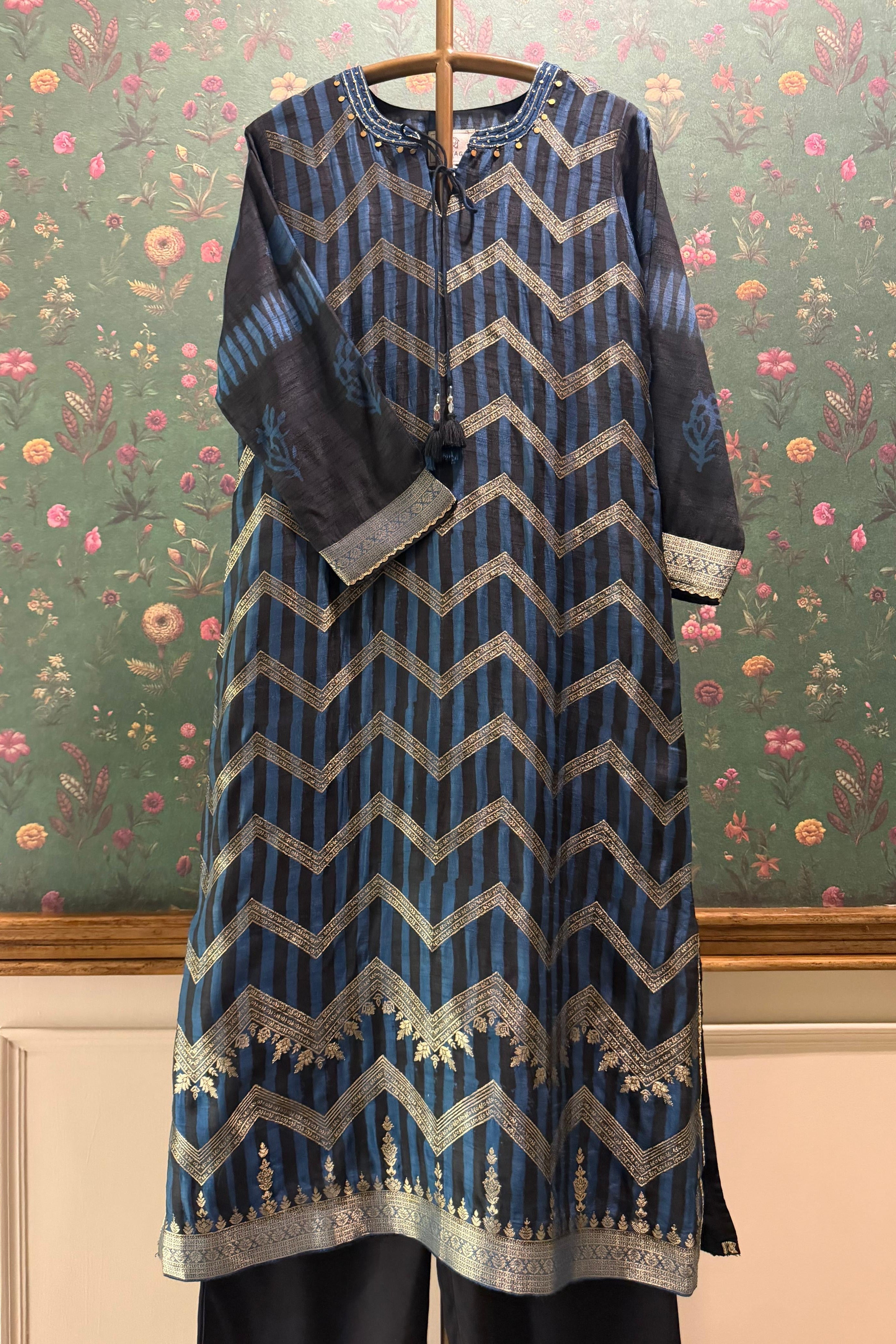 Blue Heritage Suit Set | HER-640