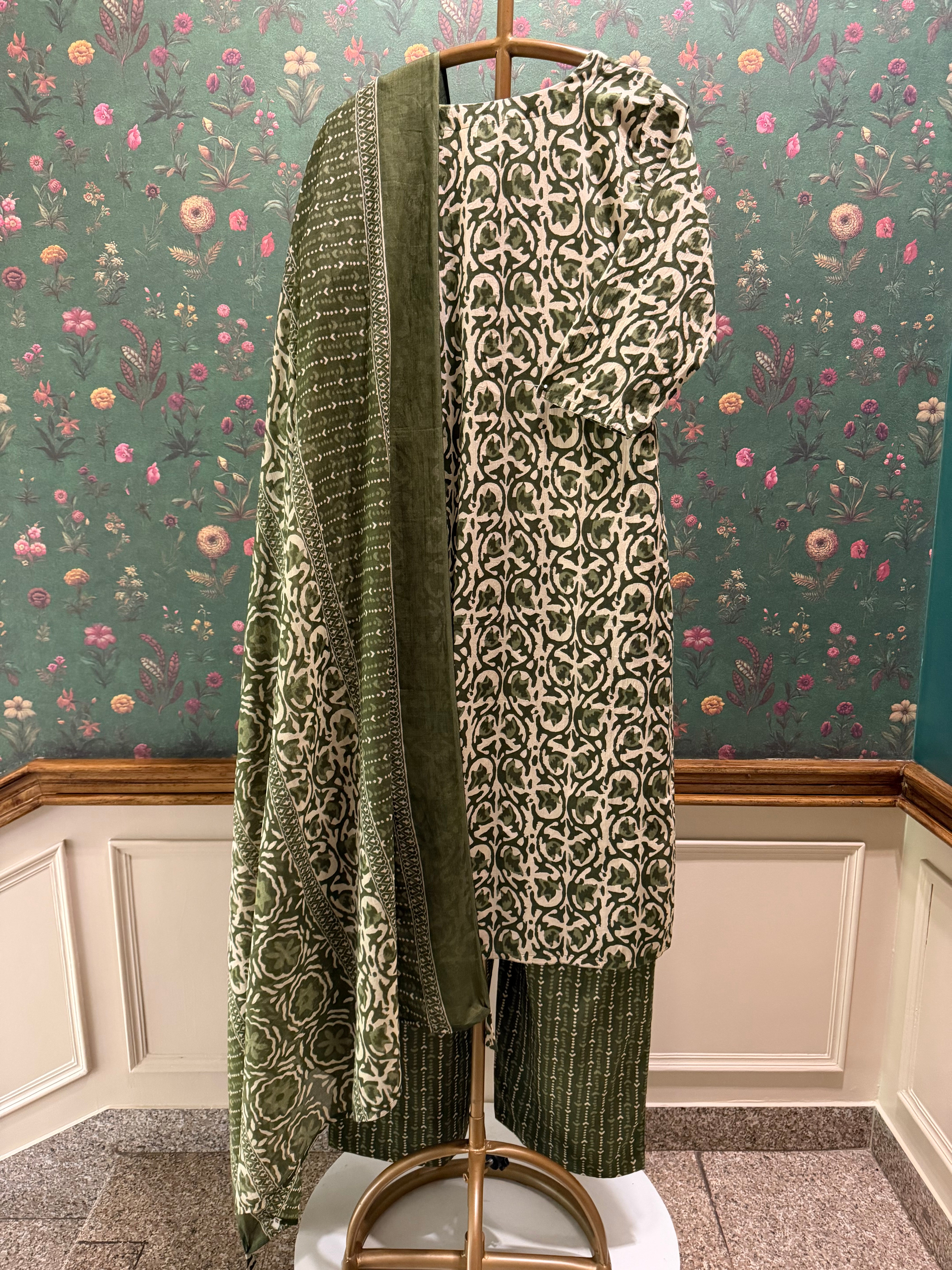 Green Printed Cotton Suit Set | HER-732