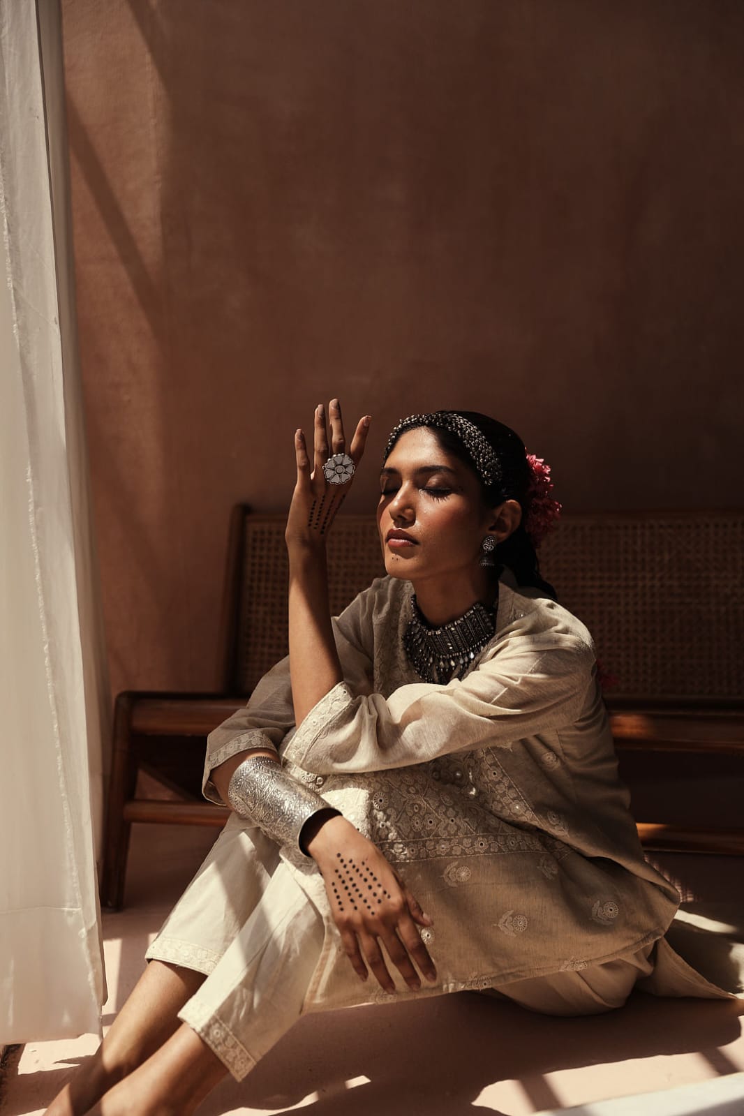 Ivory Chikankari Suit Set (with Pants)