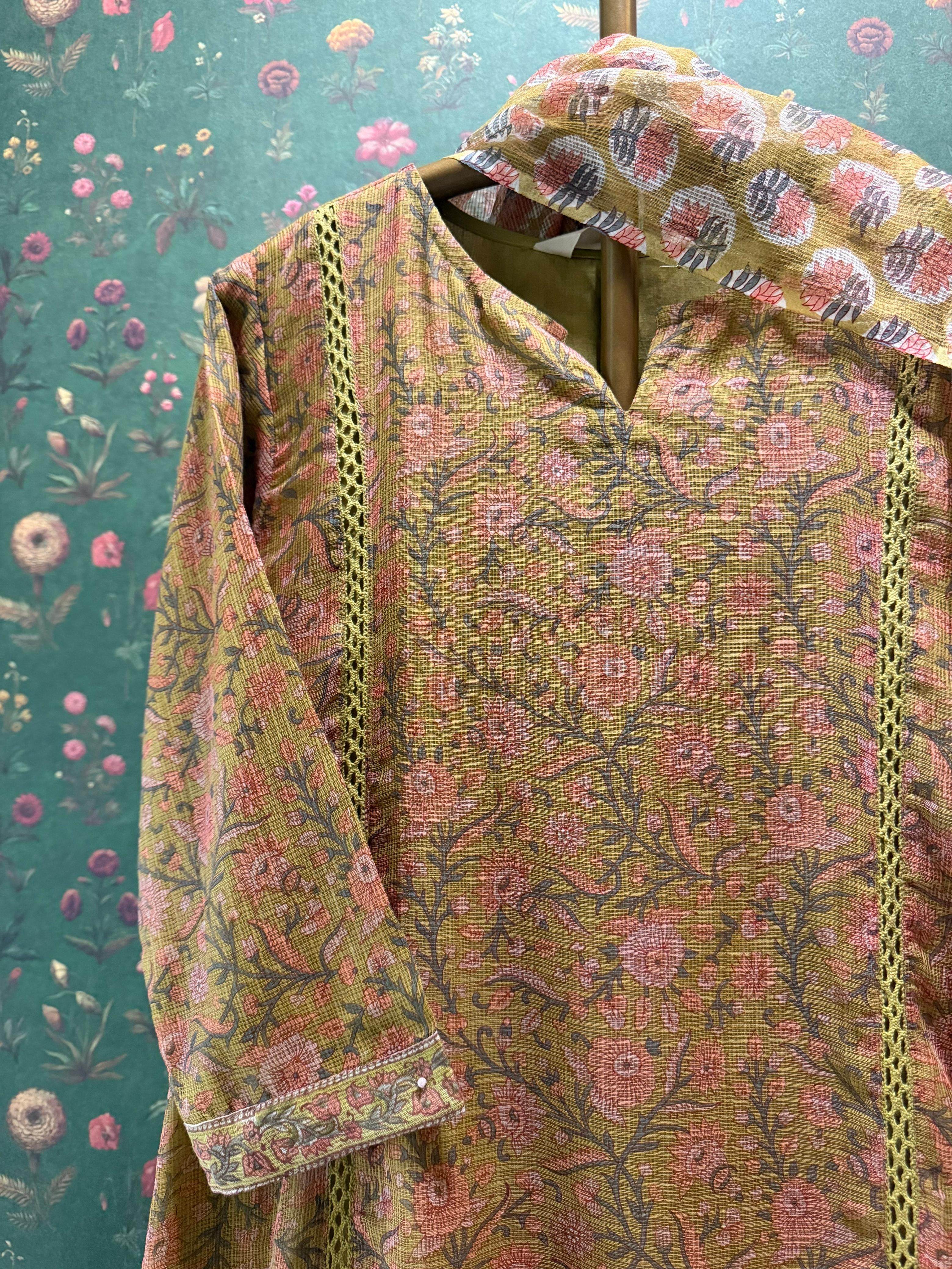 Mehndi Green Floral Printed Kota Doria Suit Set, with Kota Doria Dupatta | HER-754