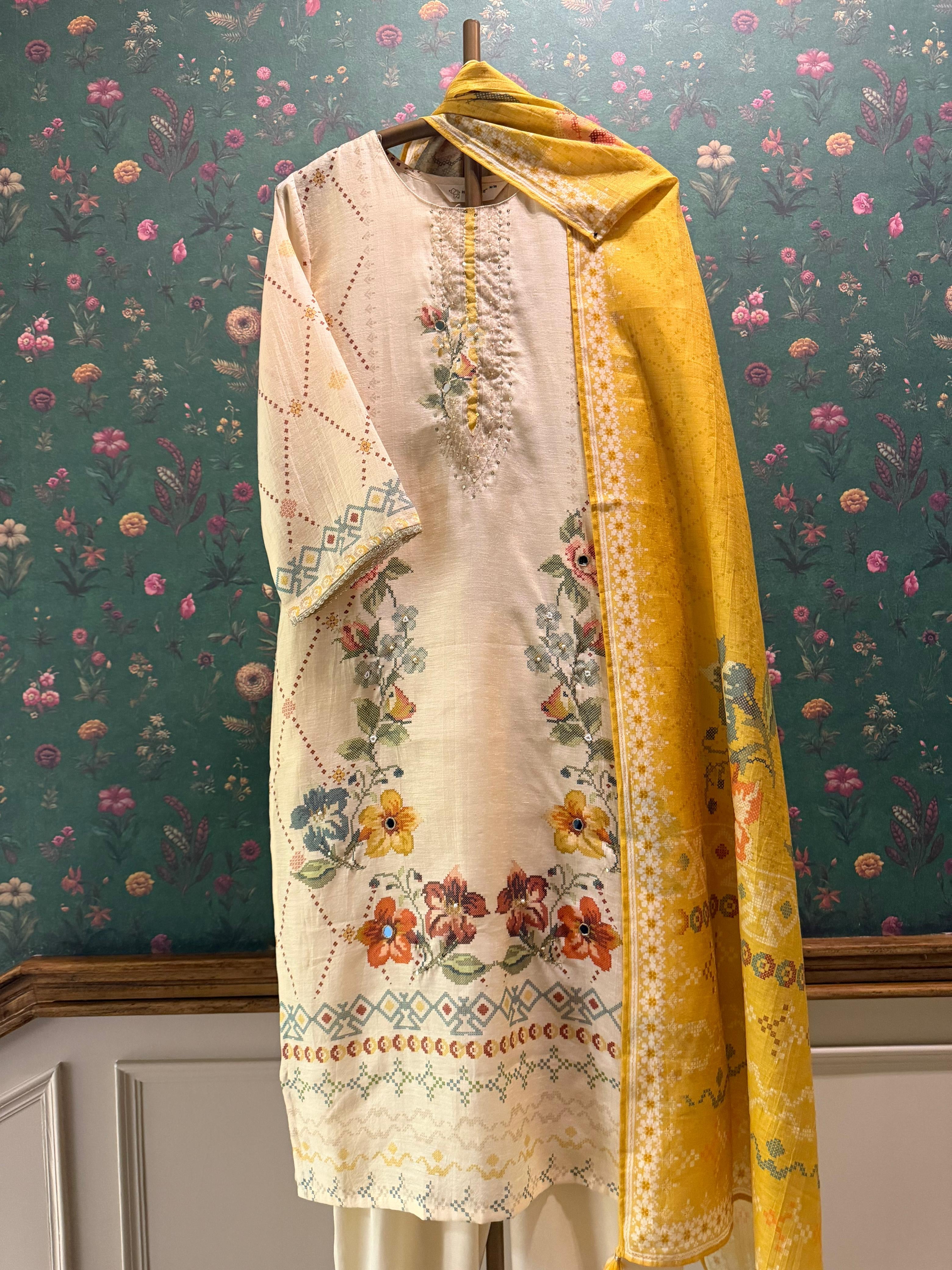 Gulrang Noor Yellow Chanderi Suit Set | HER-654