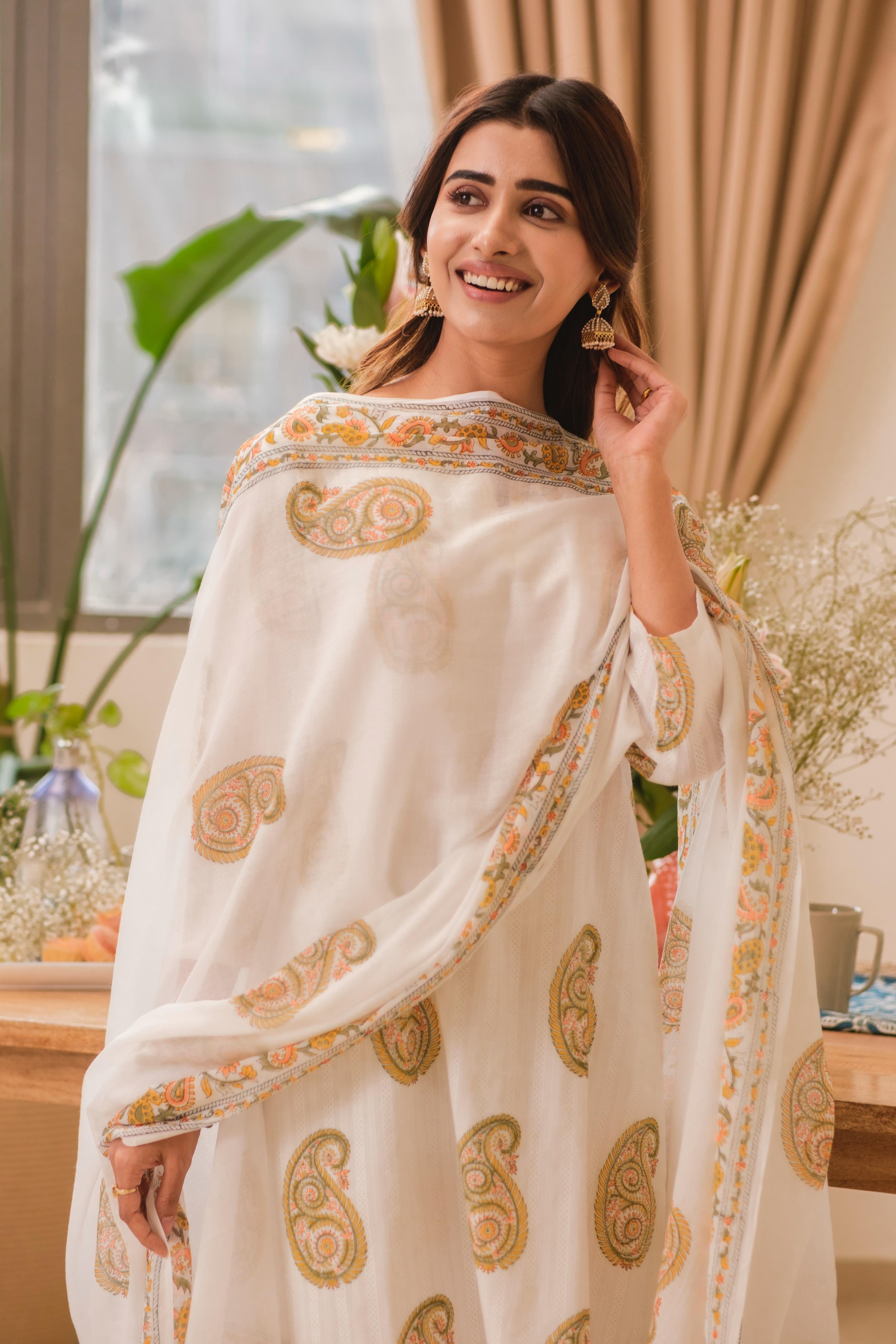 White Paisley Handblock Cotton Suit Set | HER-535