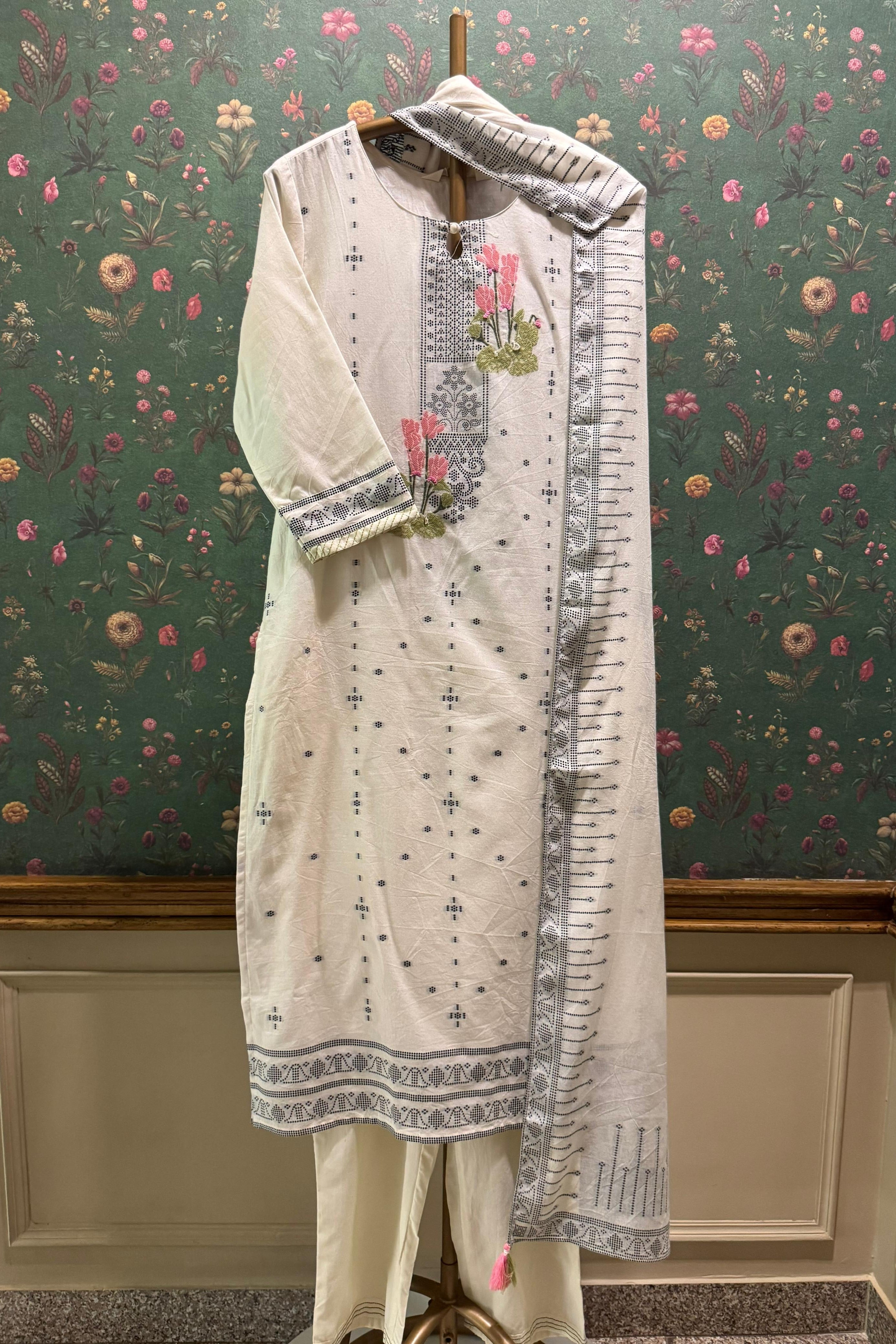 Inaaya Off-White Cotton Suit Set | HER-548