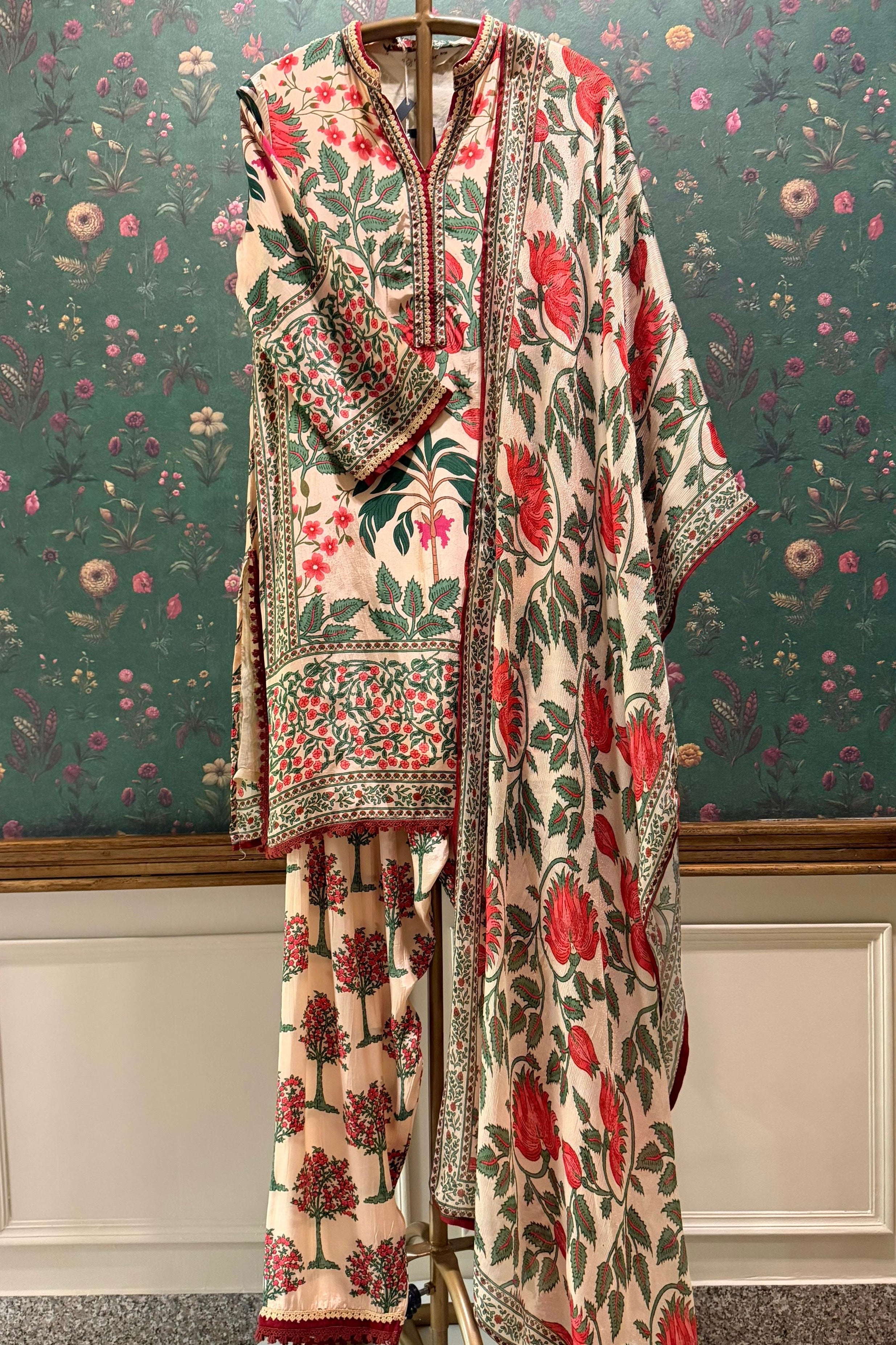 Peach Crimson Botanical Printed Suit Set | HER-613