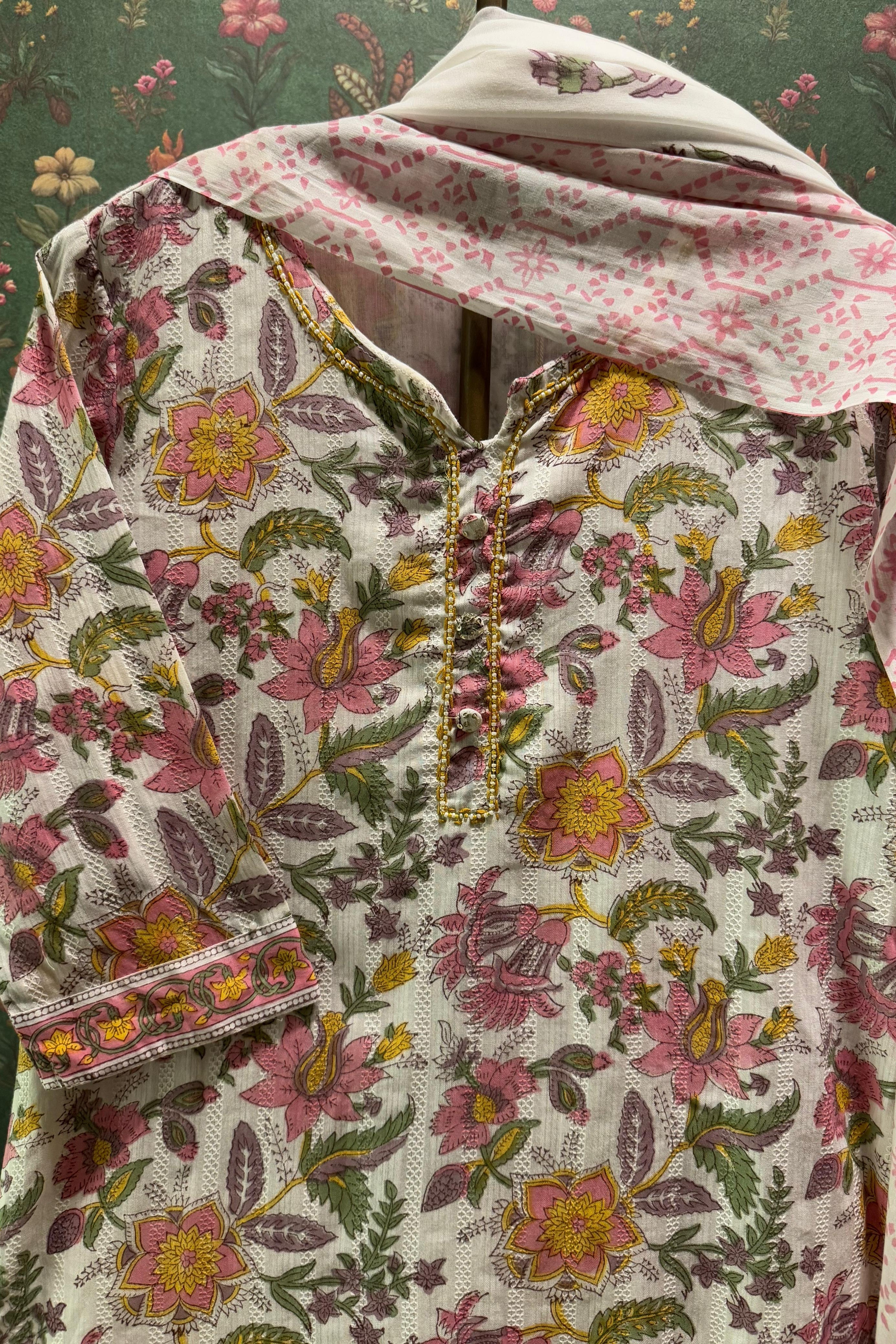 Gulbahar Bloom Cotton Suit Set | HER-540