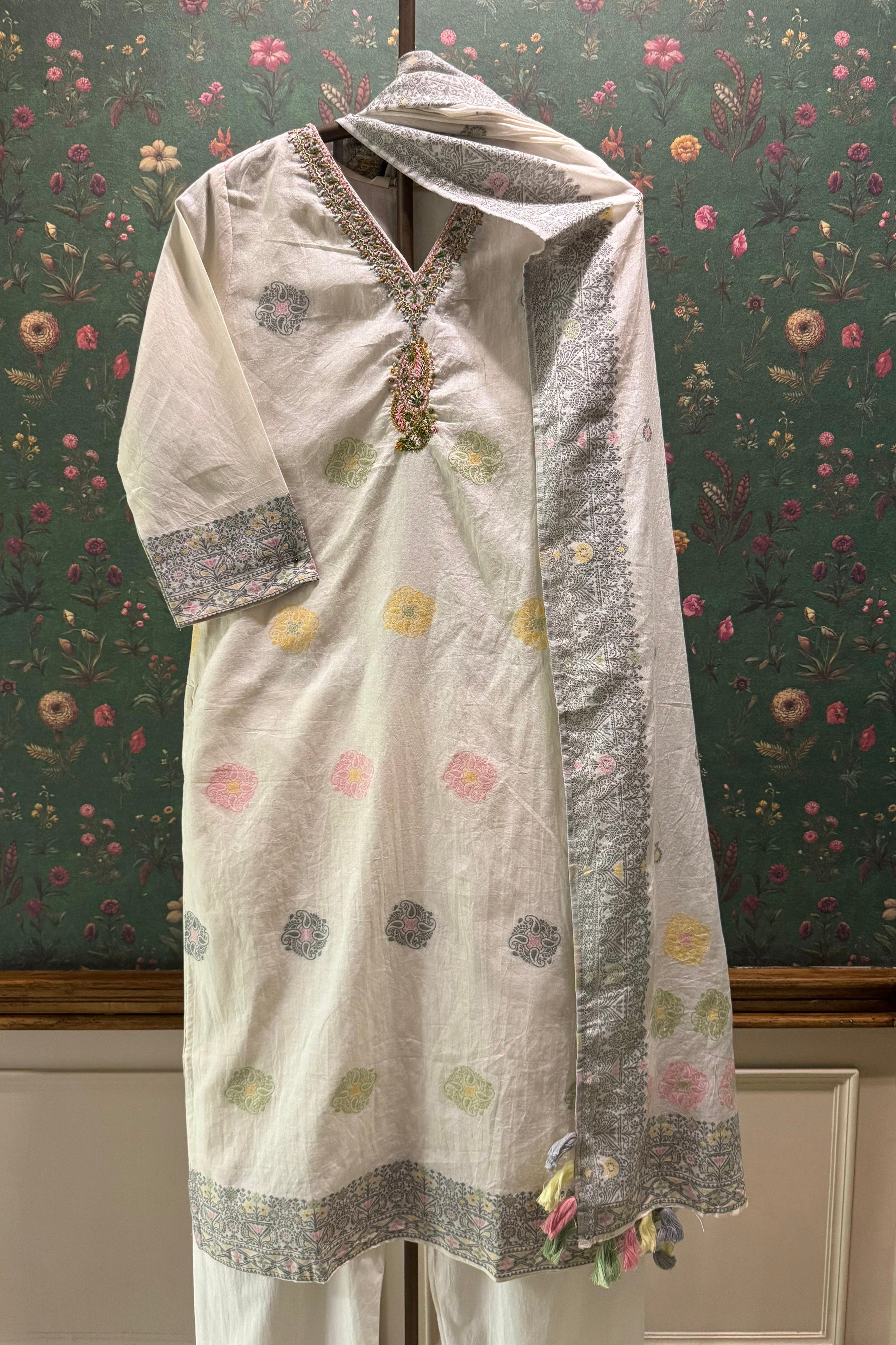 Parizad Handcrafted Pastel Cotton Suit Set | HER-589