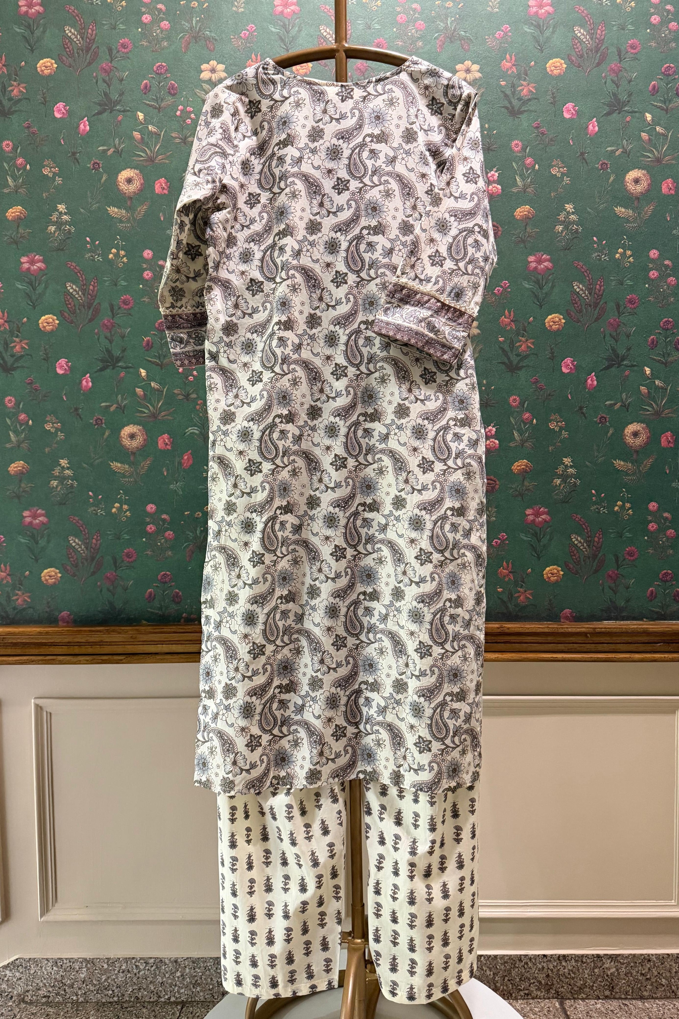 Nazaara Paisley Suit Set | HER-709