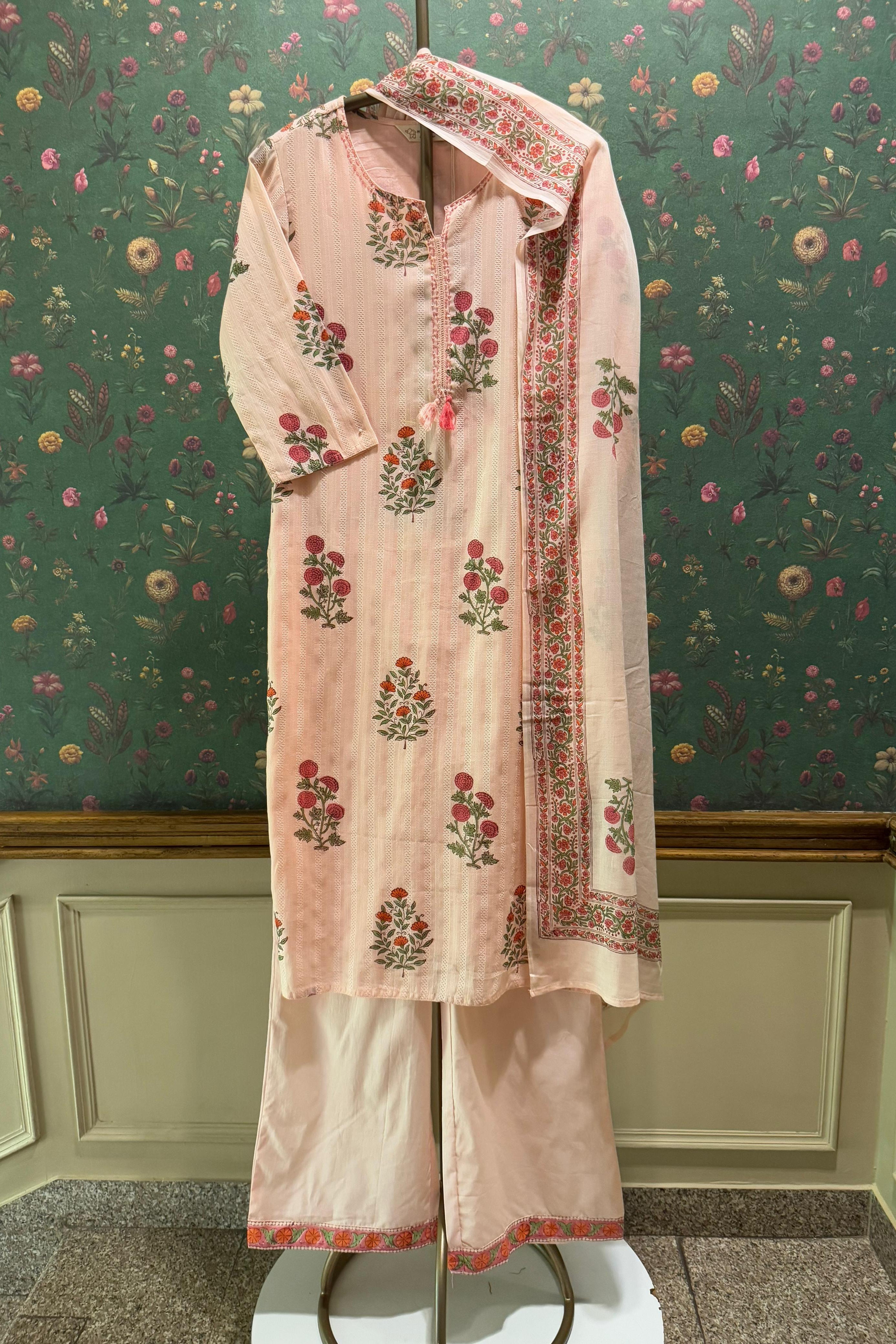 Ruhani Pink Blossom Cotton Suit Set