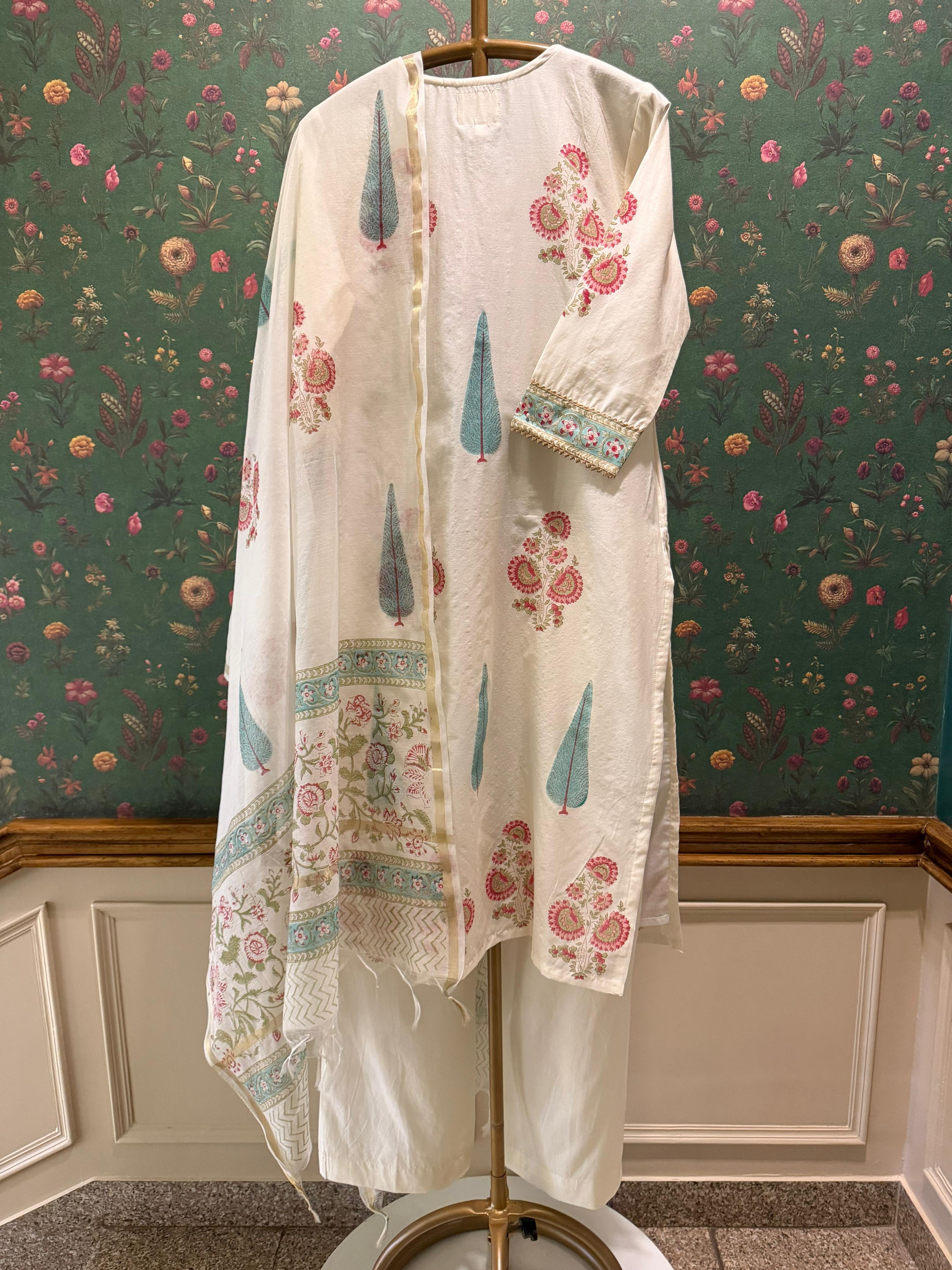Ivory White Floral Printed Chanderi Suit Set | HER-757