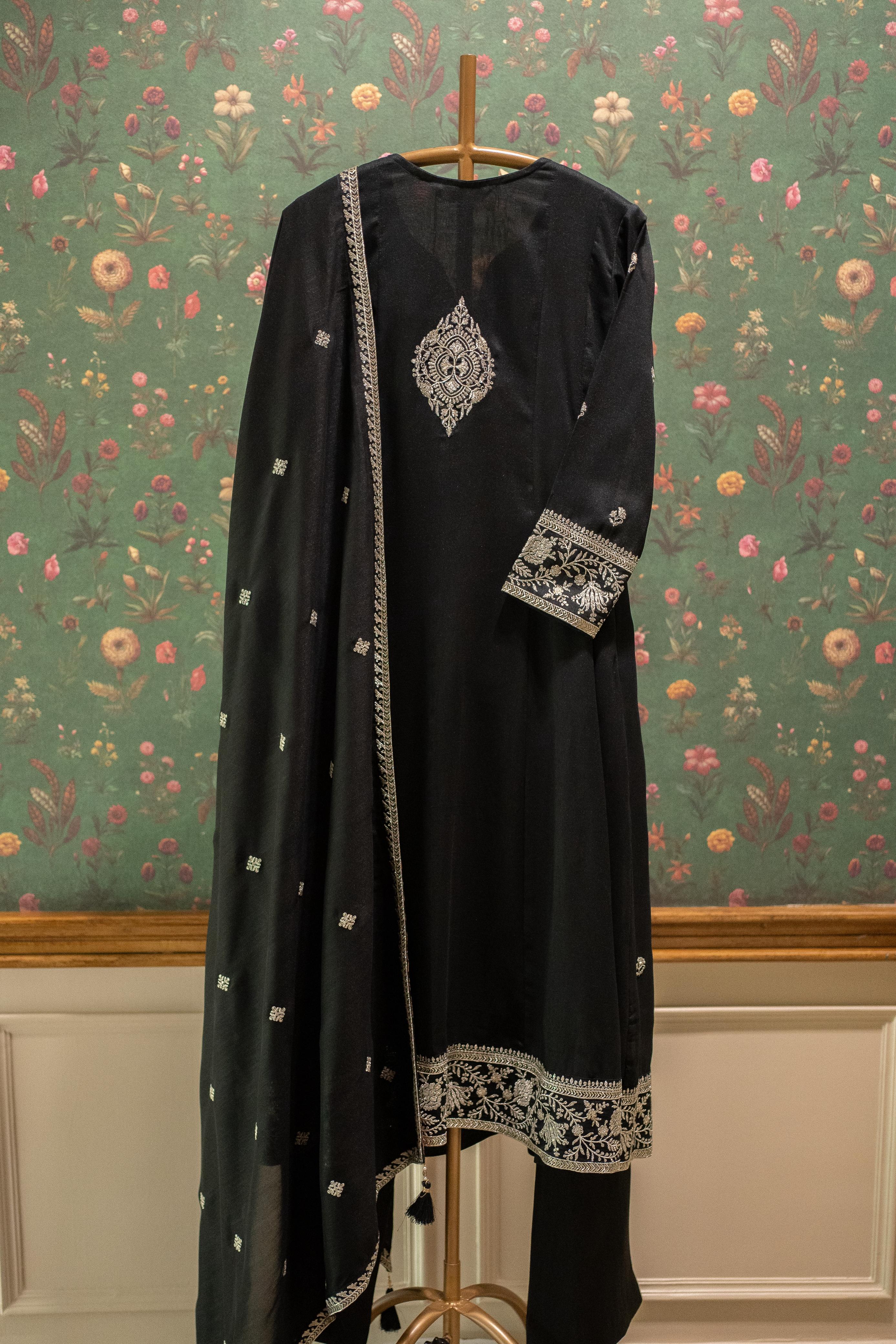 Black Handcrafted Embroidered Suit Set | HER-564