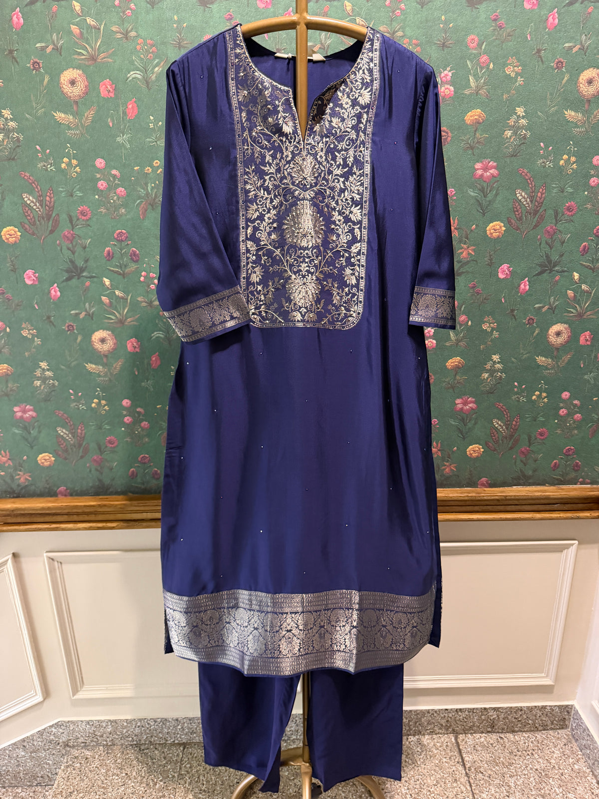 Midnight Blue Dola Silk Zari Embroidered Suit Set