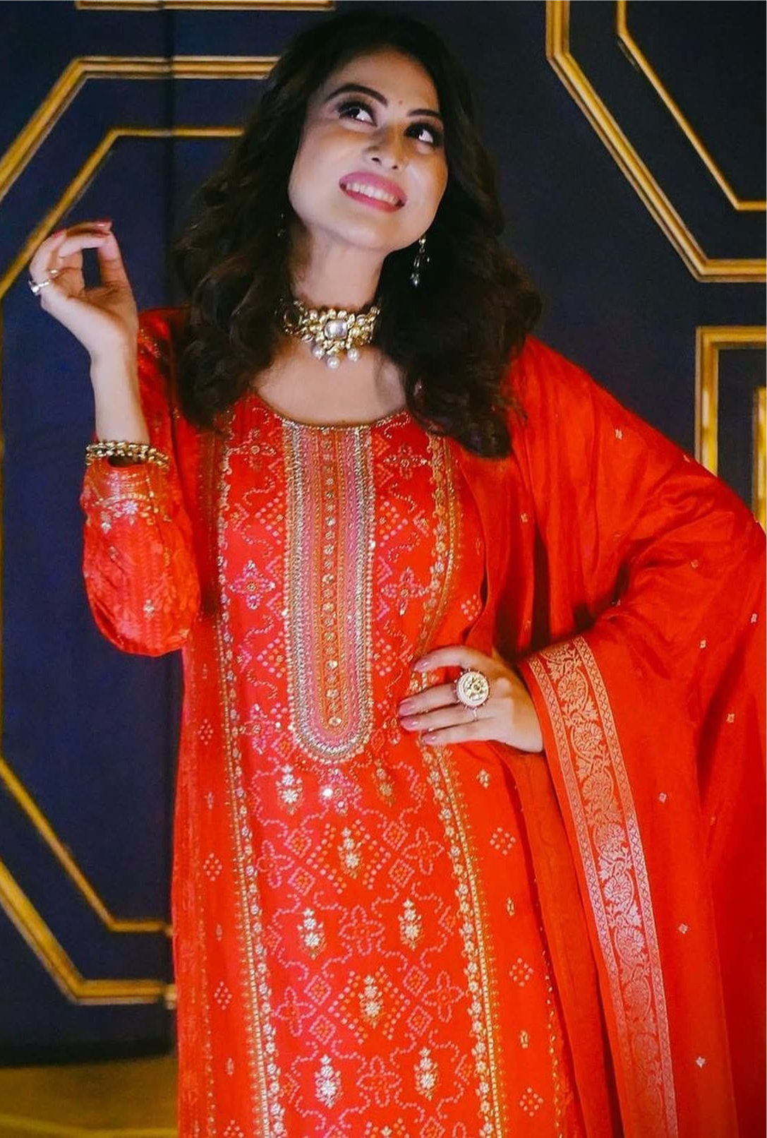 Red Dola Jacquard Straight Fit Suit Set | HER-336