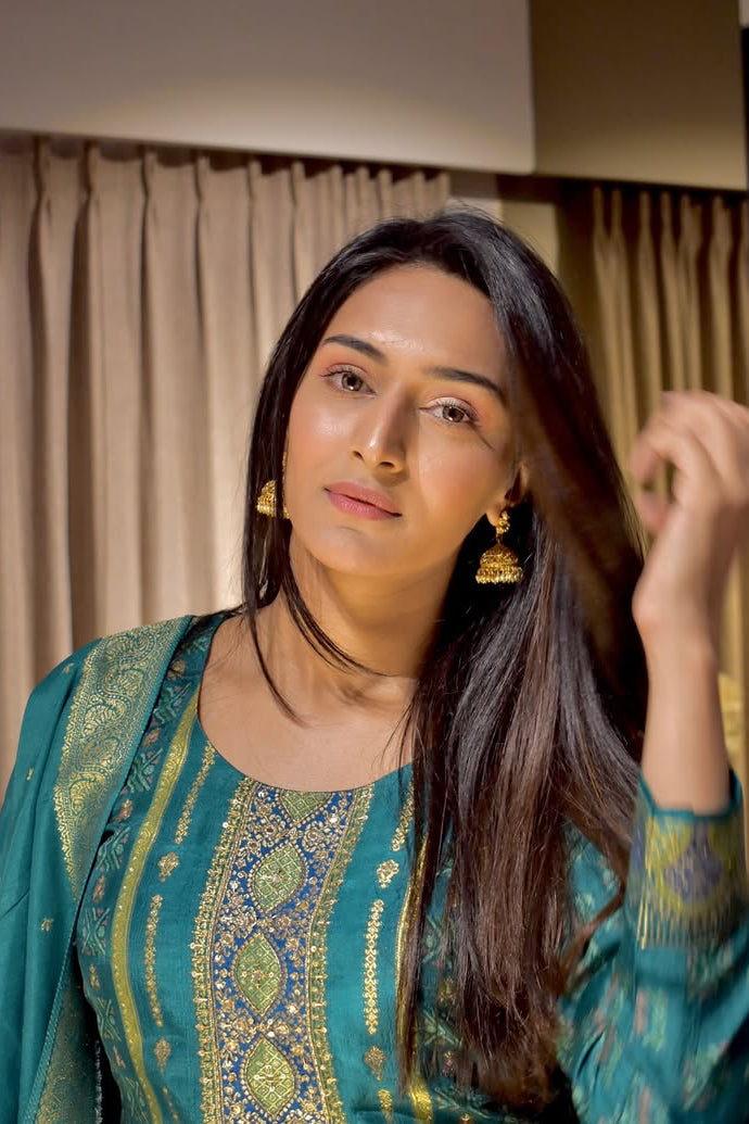 Green Dola Jacquard Suit Set | HER-417