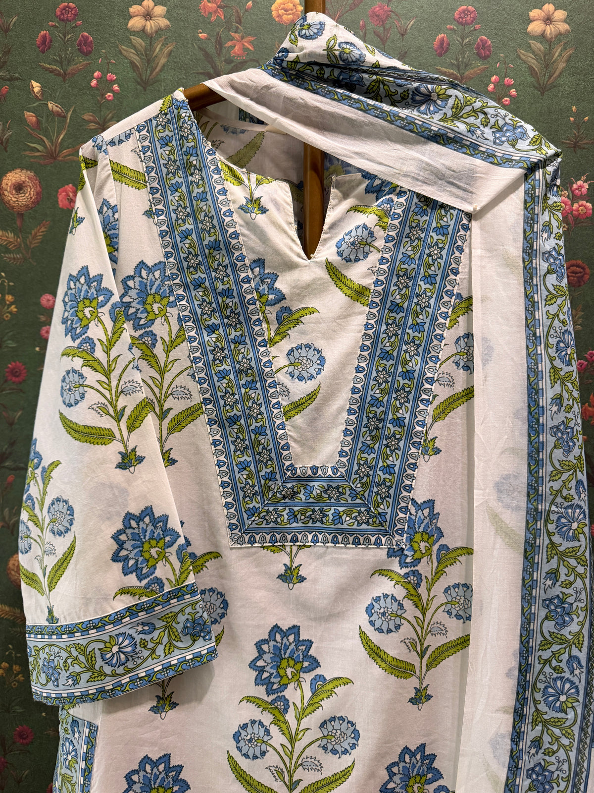 Blue Floral Cotton Printed Farshi Salwar Suit Set