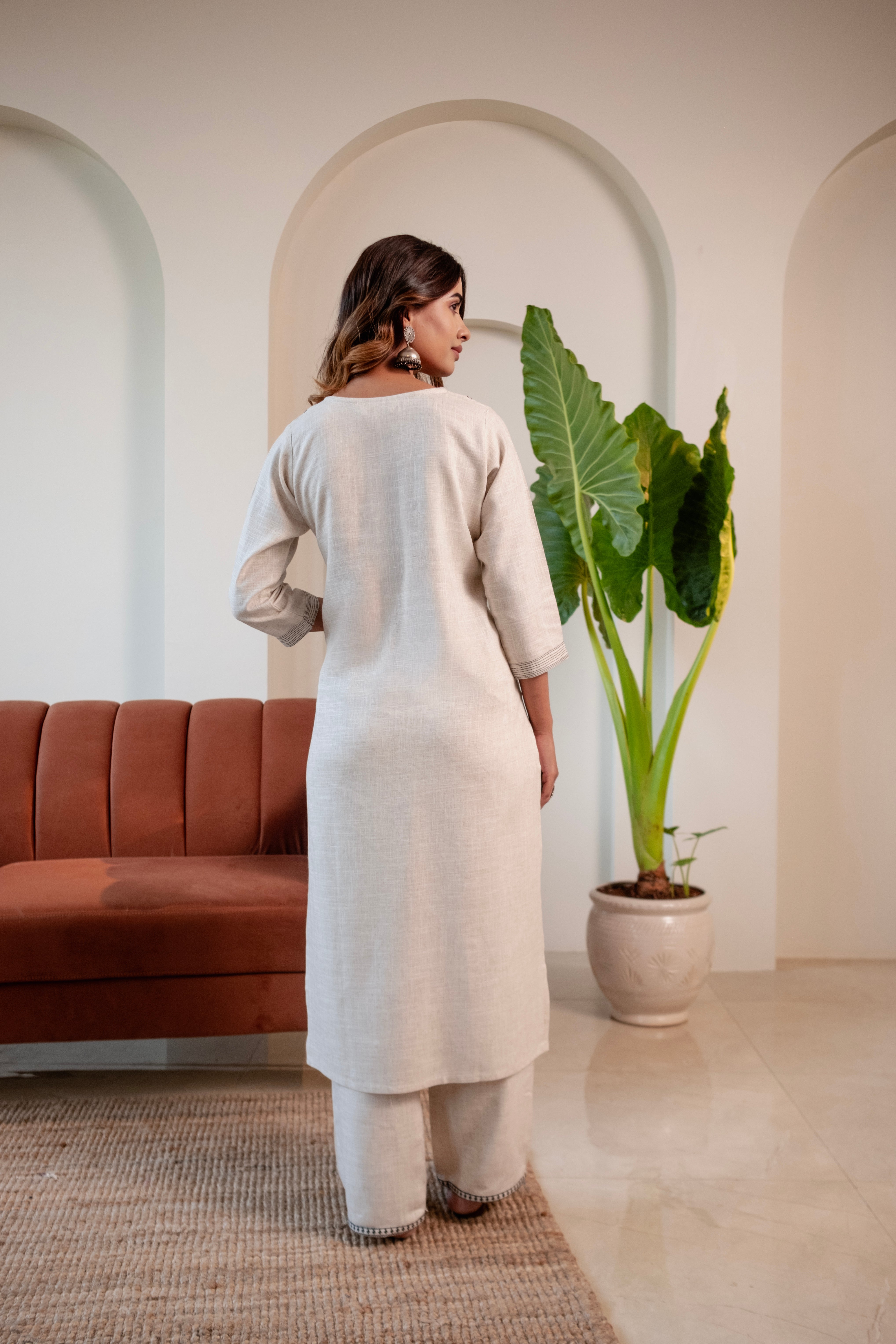 Off-White Embroidered Cotton-Linen Co-ord Set | HER-518