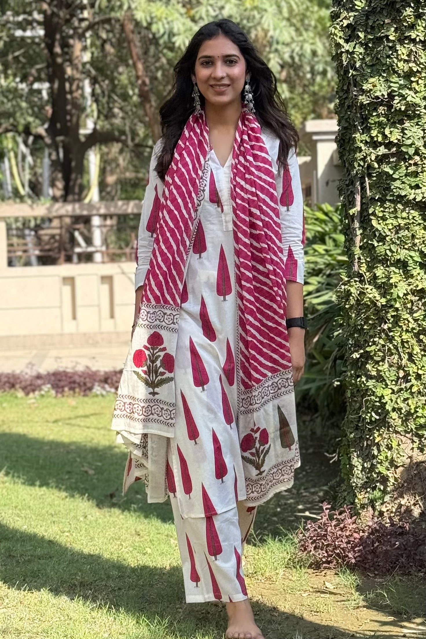 Gulnaar Pink Cotton Suit Set, Leheriya Dupatta | HER-711