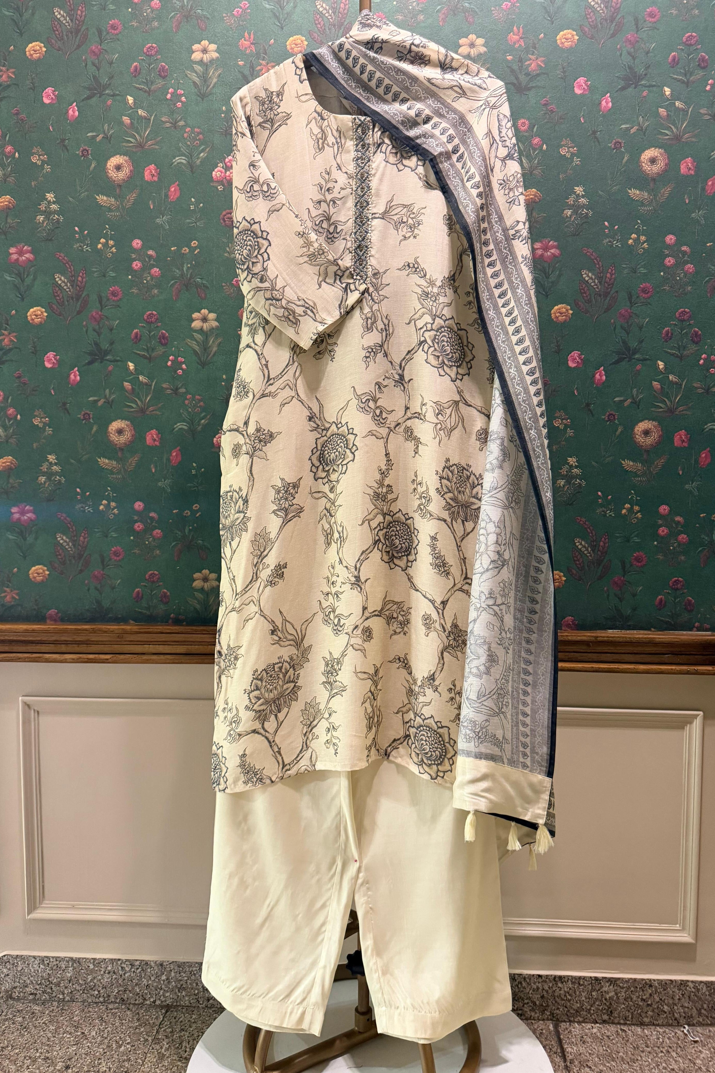 Neerja Cotton Linen Suit Set | HER-601