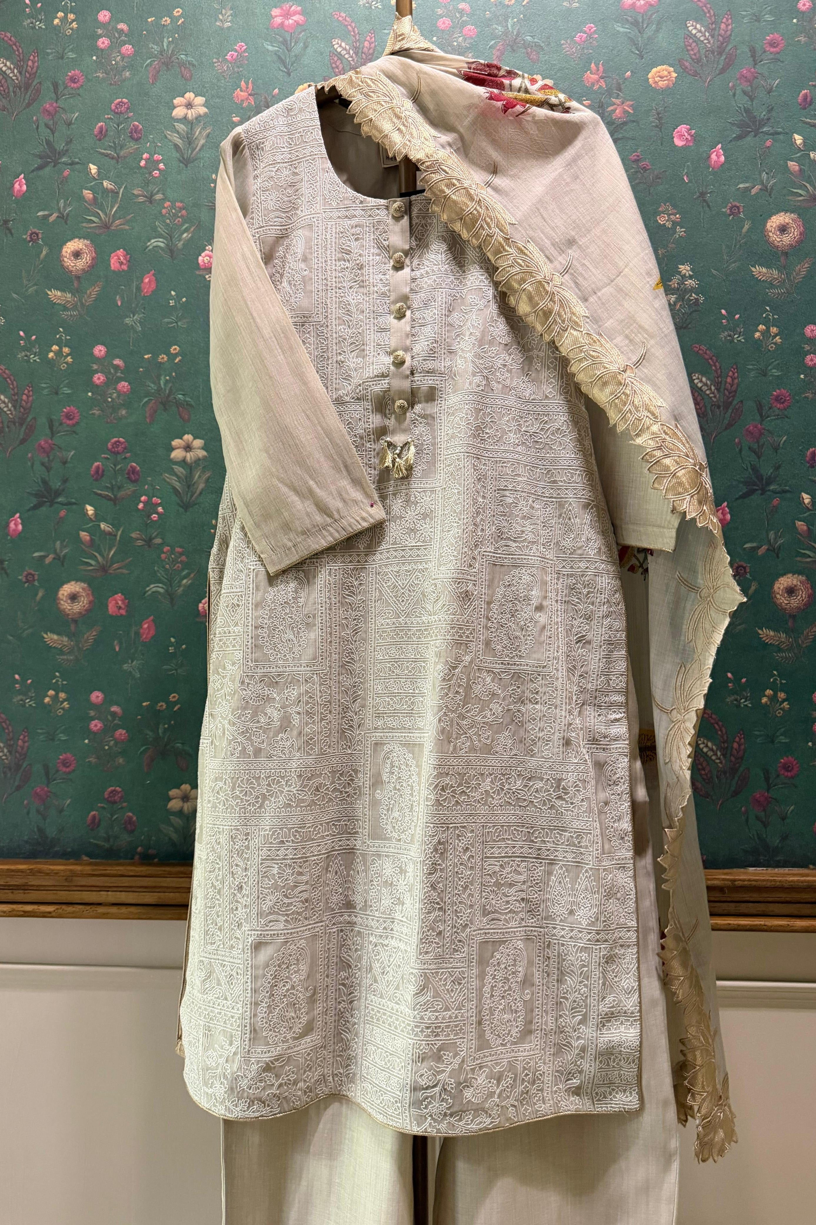 Warm Ivory Gulbahar Chanderi Suit Set | HER-609