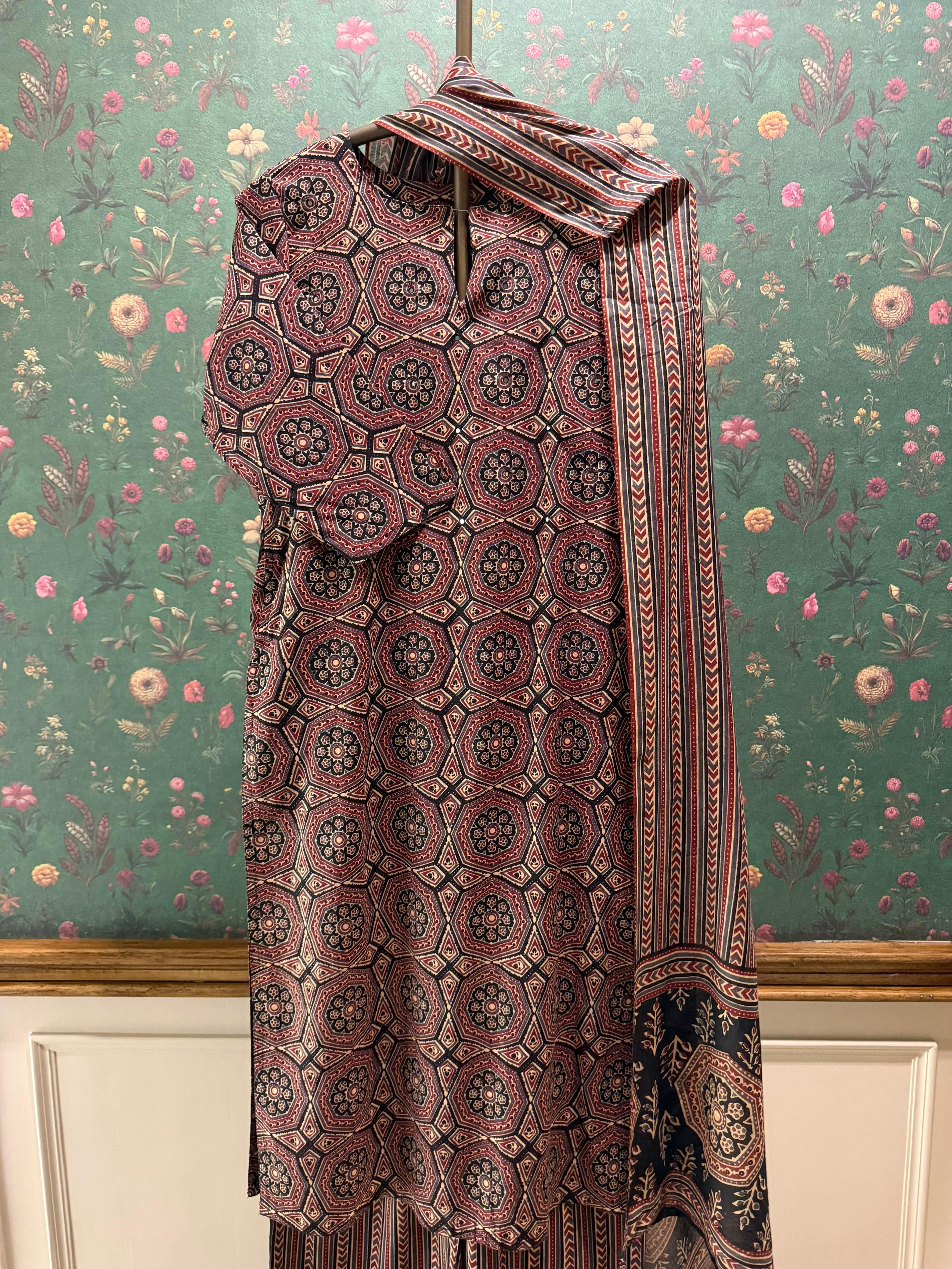 Rust Indigo Geometric Printed Suit Set | HER-730