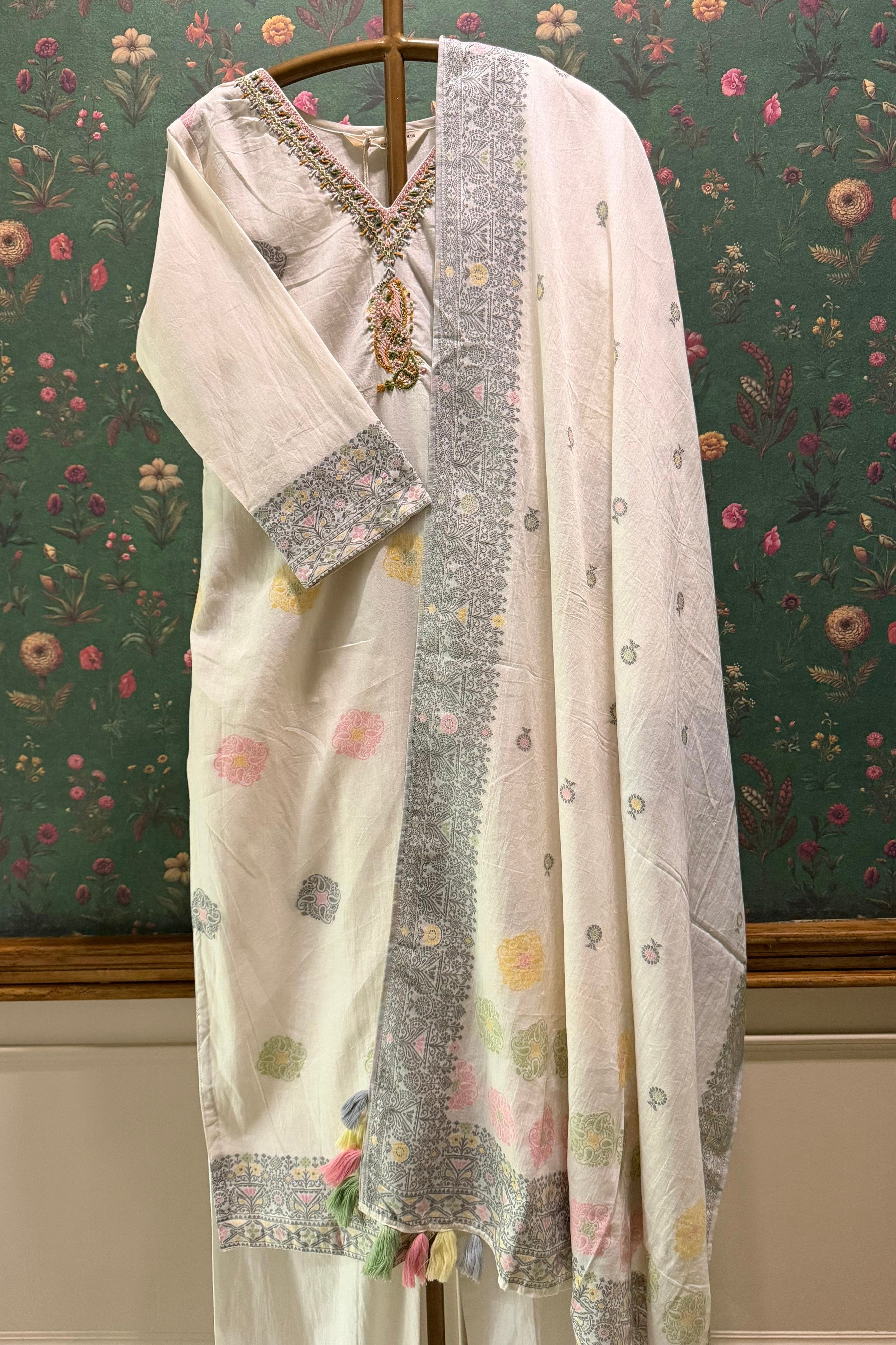 Parizad Handcrafted Pastel Cotton Suit Set | HER-589