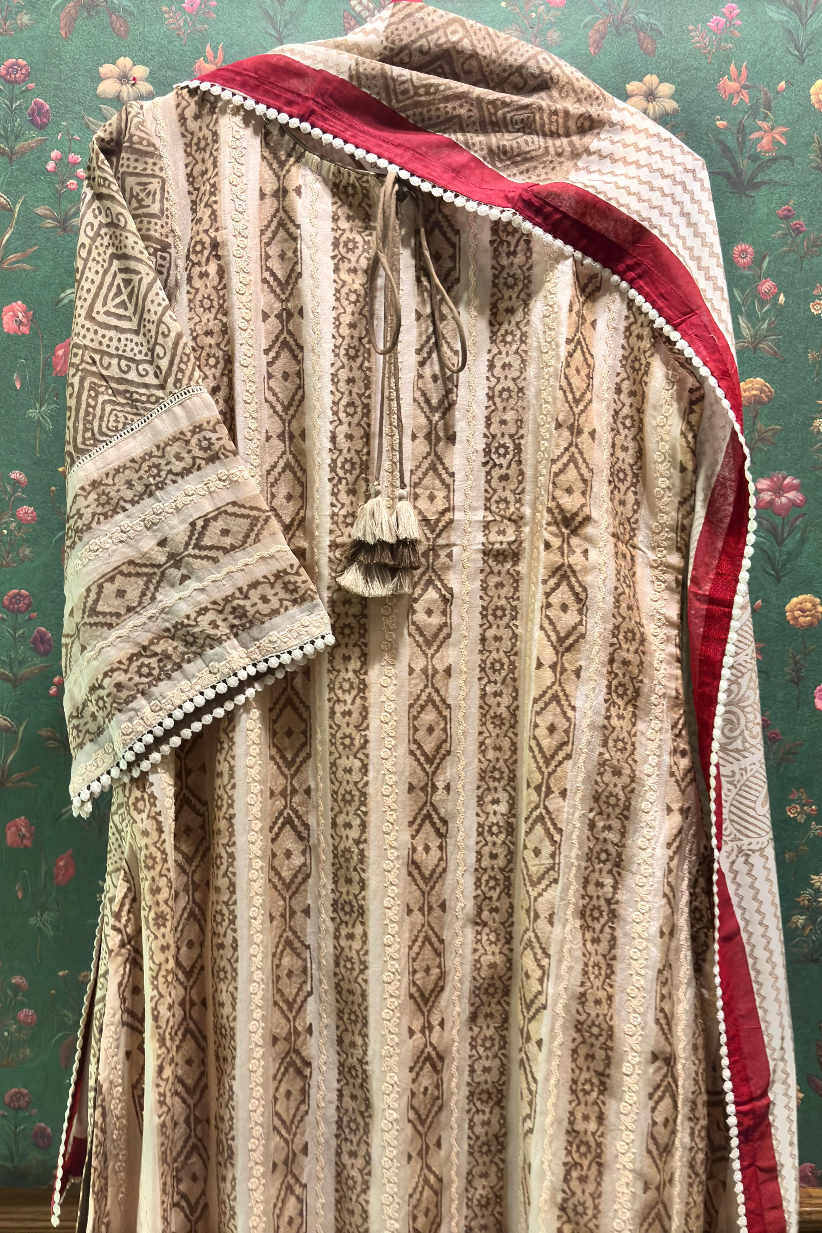 Beige Bamboo Silk A-line Suit Set | HER-446