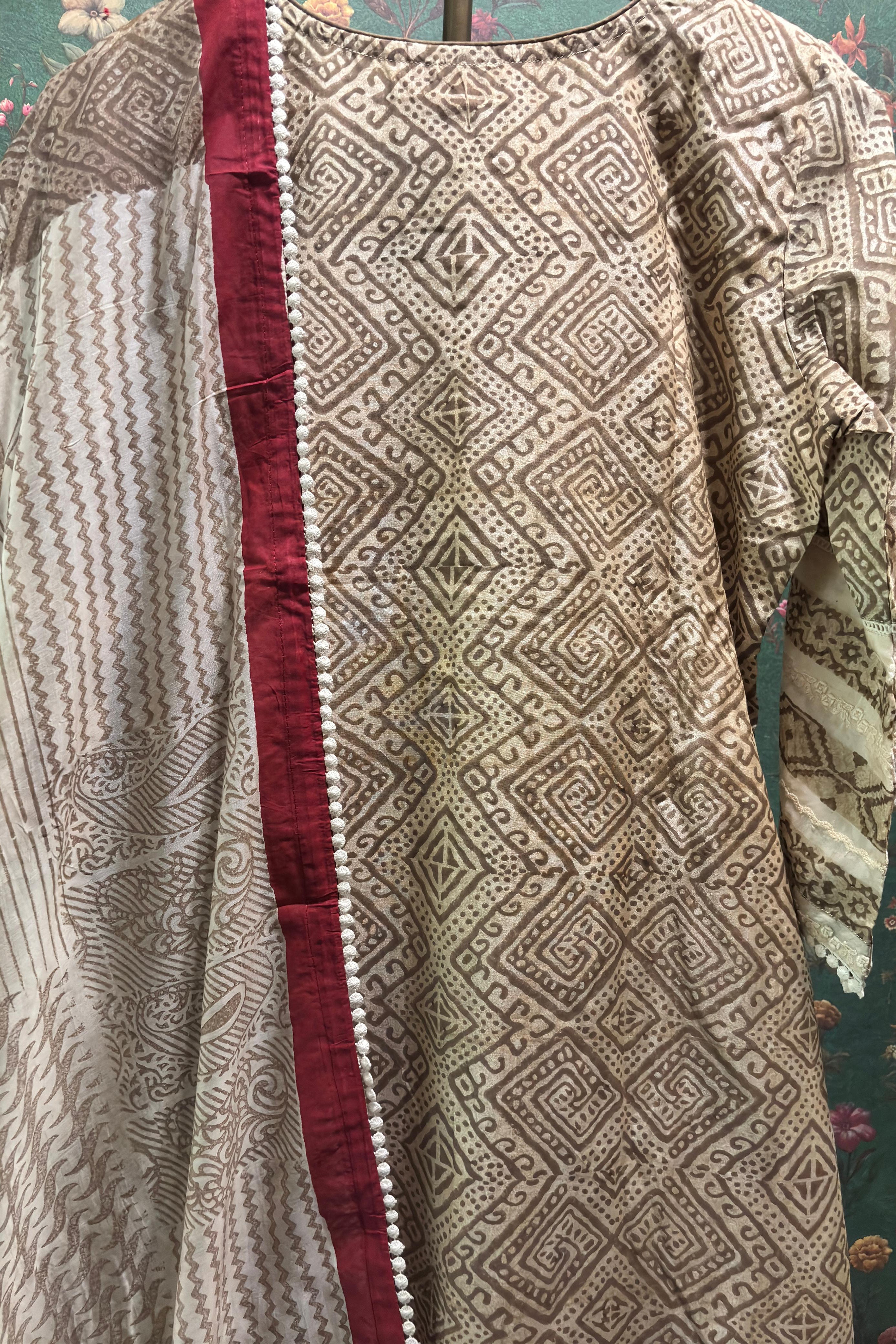 Beige Bamboo Silk A-line Suit Set | HER-446