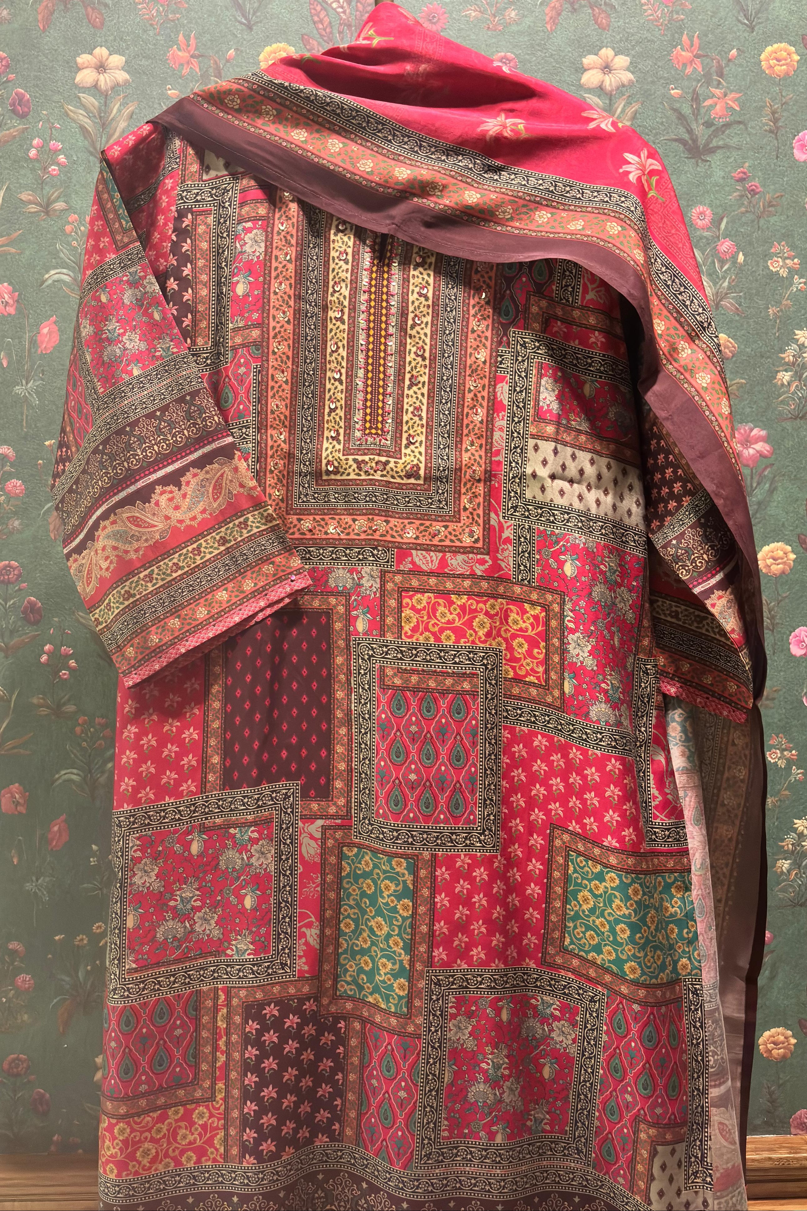 Pink Straight Fit Muslin Suit Set | HER-455