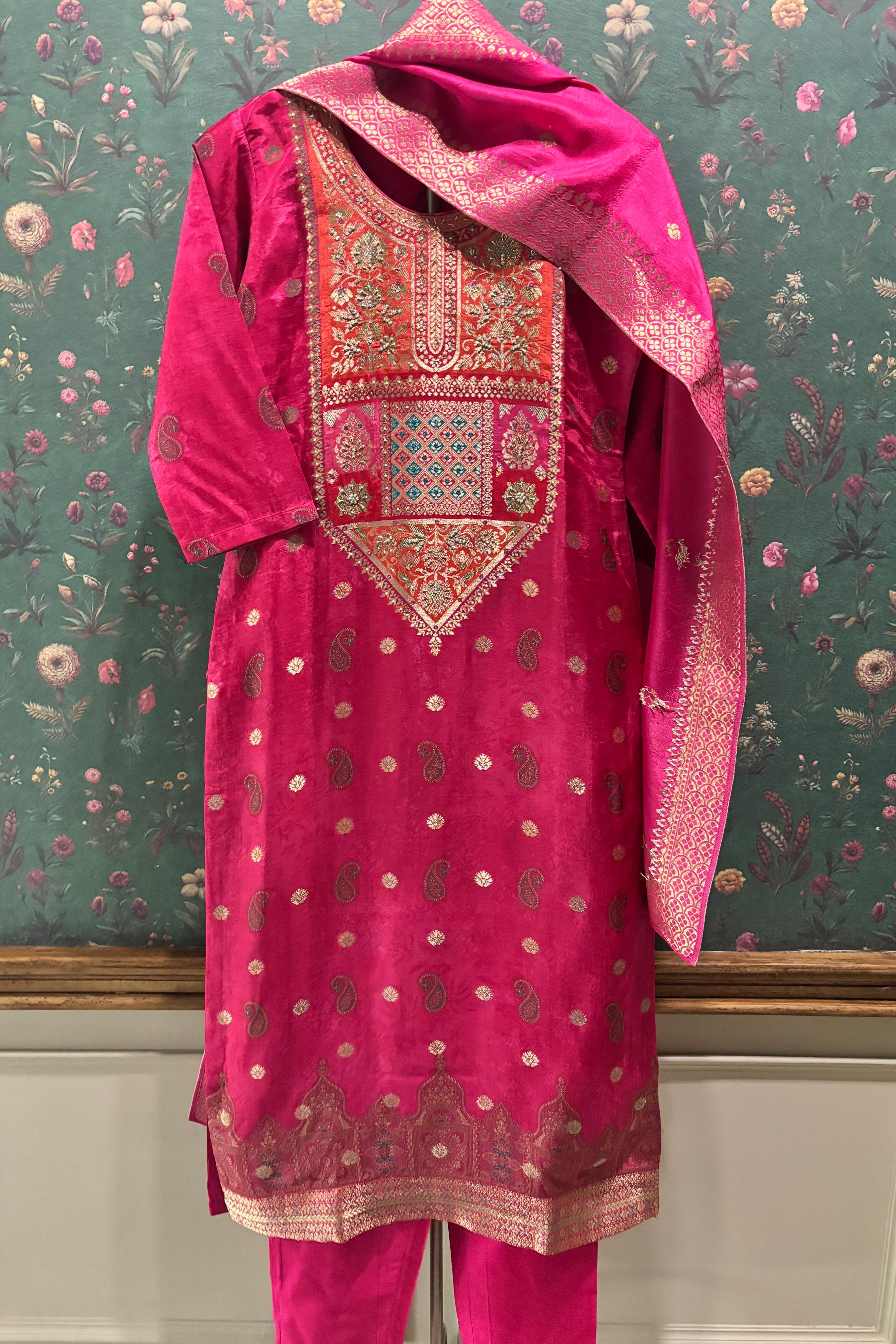 Heritage Premium Dola Jacquard Embroidered Suit Set – Rani Pink | HER-483