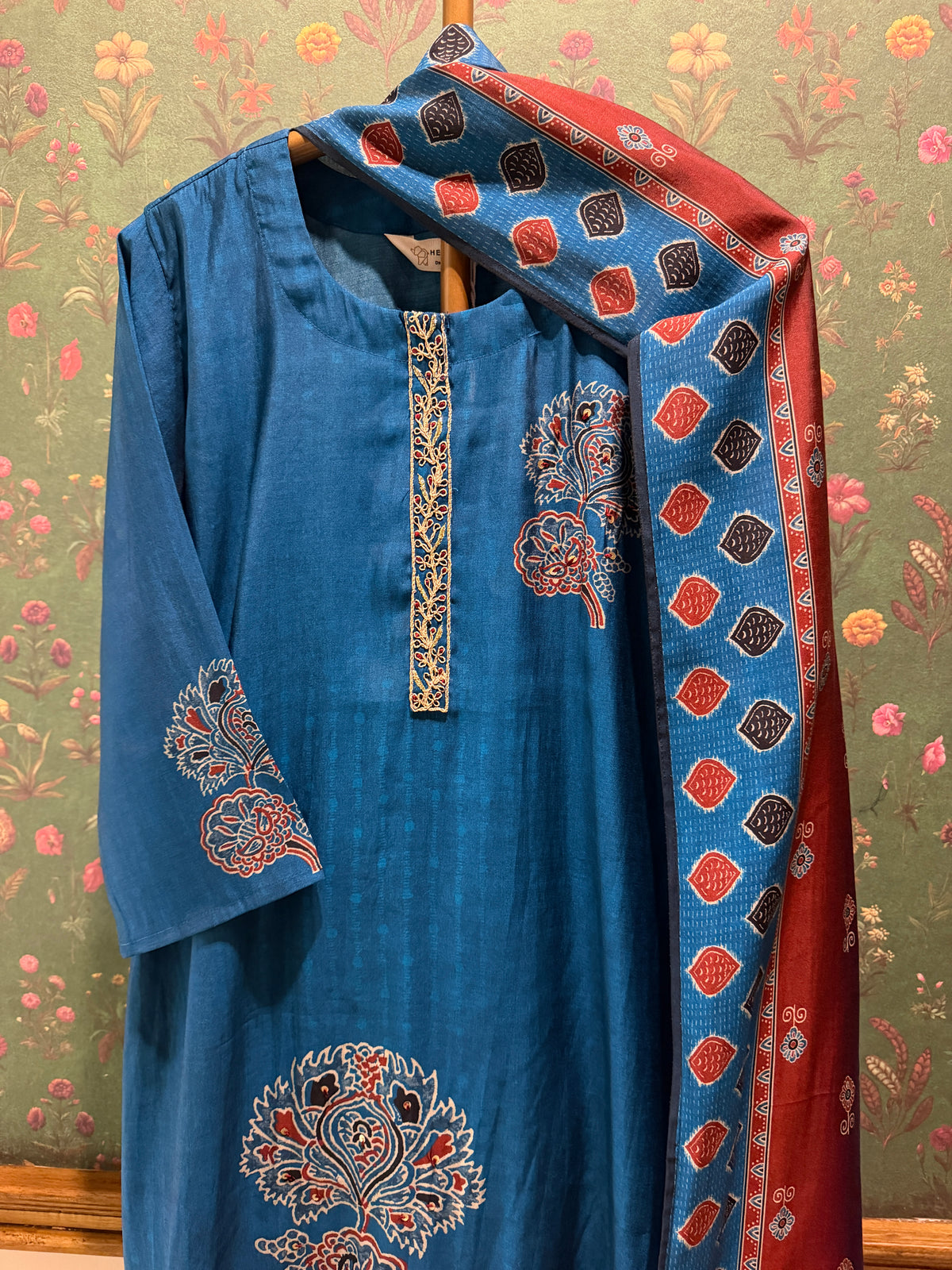 Blue Floral Printed Muslin Suit Set