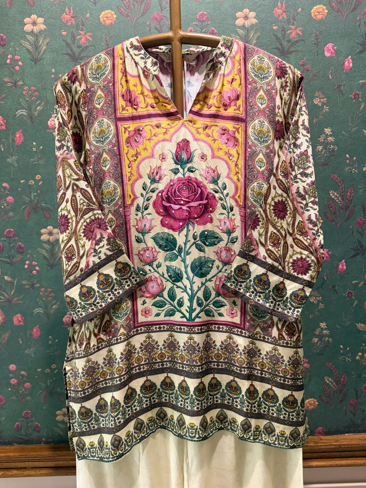 Floral Printed Muslin Luxe Kurta/Co-ord Set