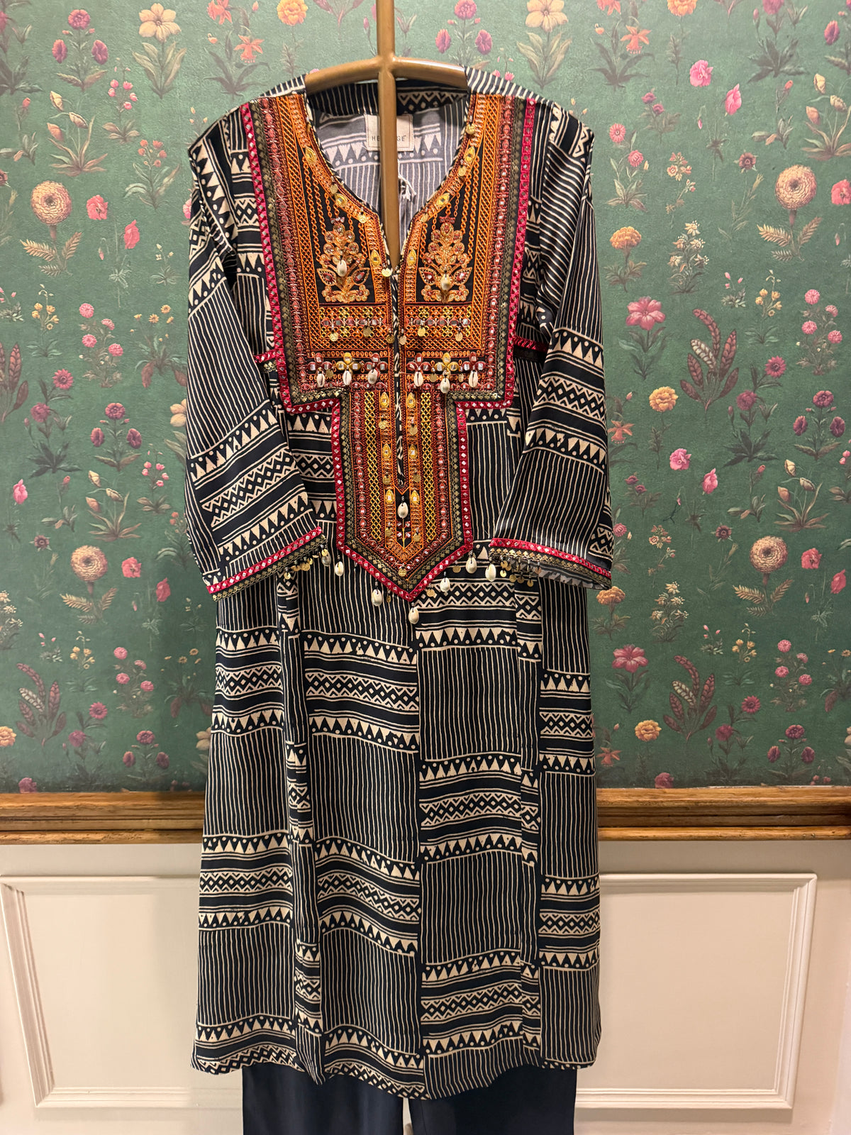 Black Gajji Silk Printed Luxe Kurta Set